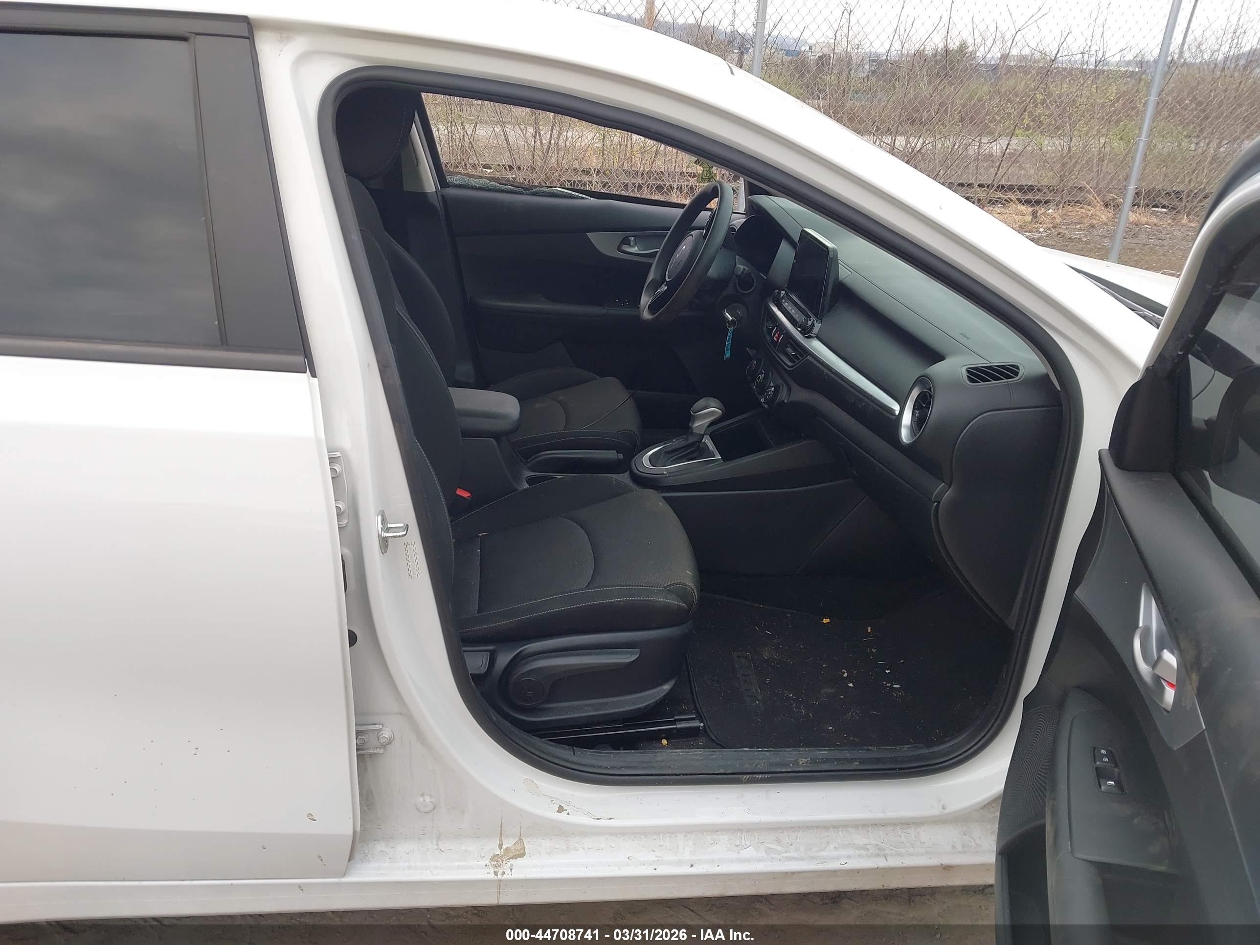 KIA FORTE image 5