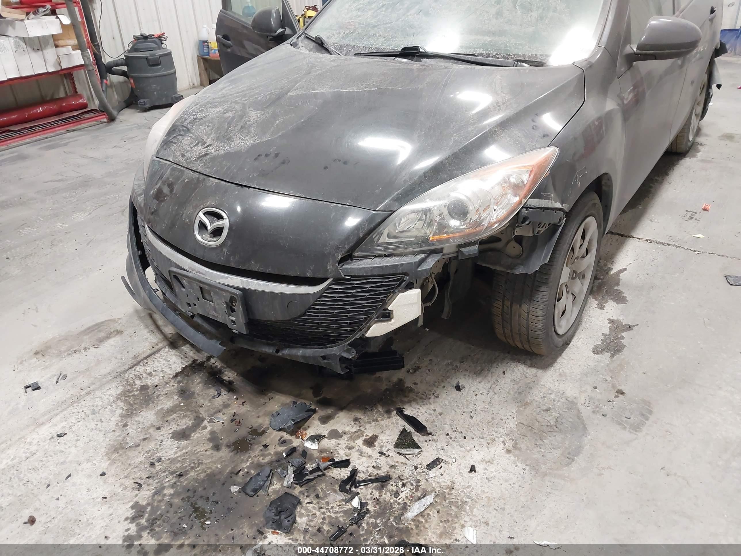 MAZDA MAZDA3 image 6