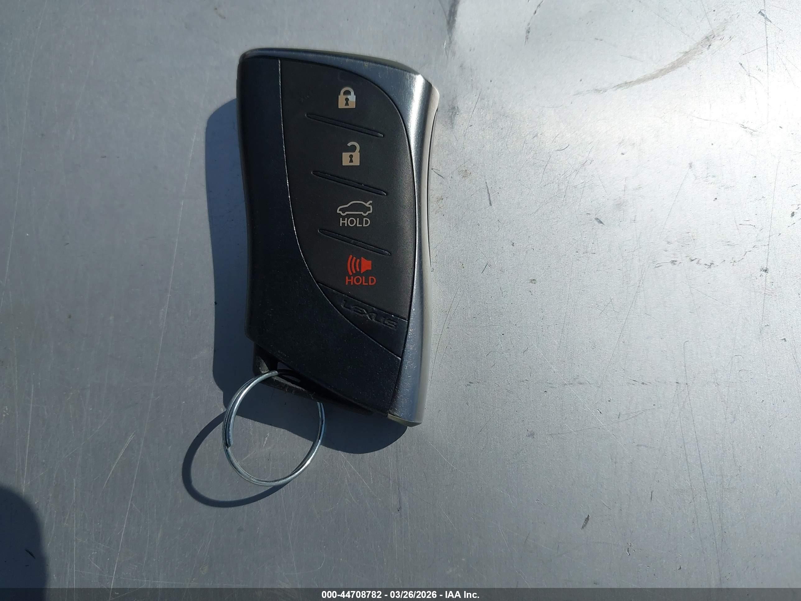 LEXUS ES image 11