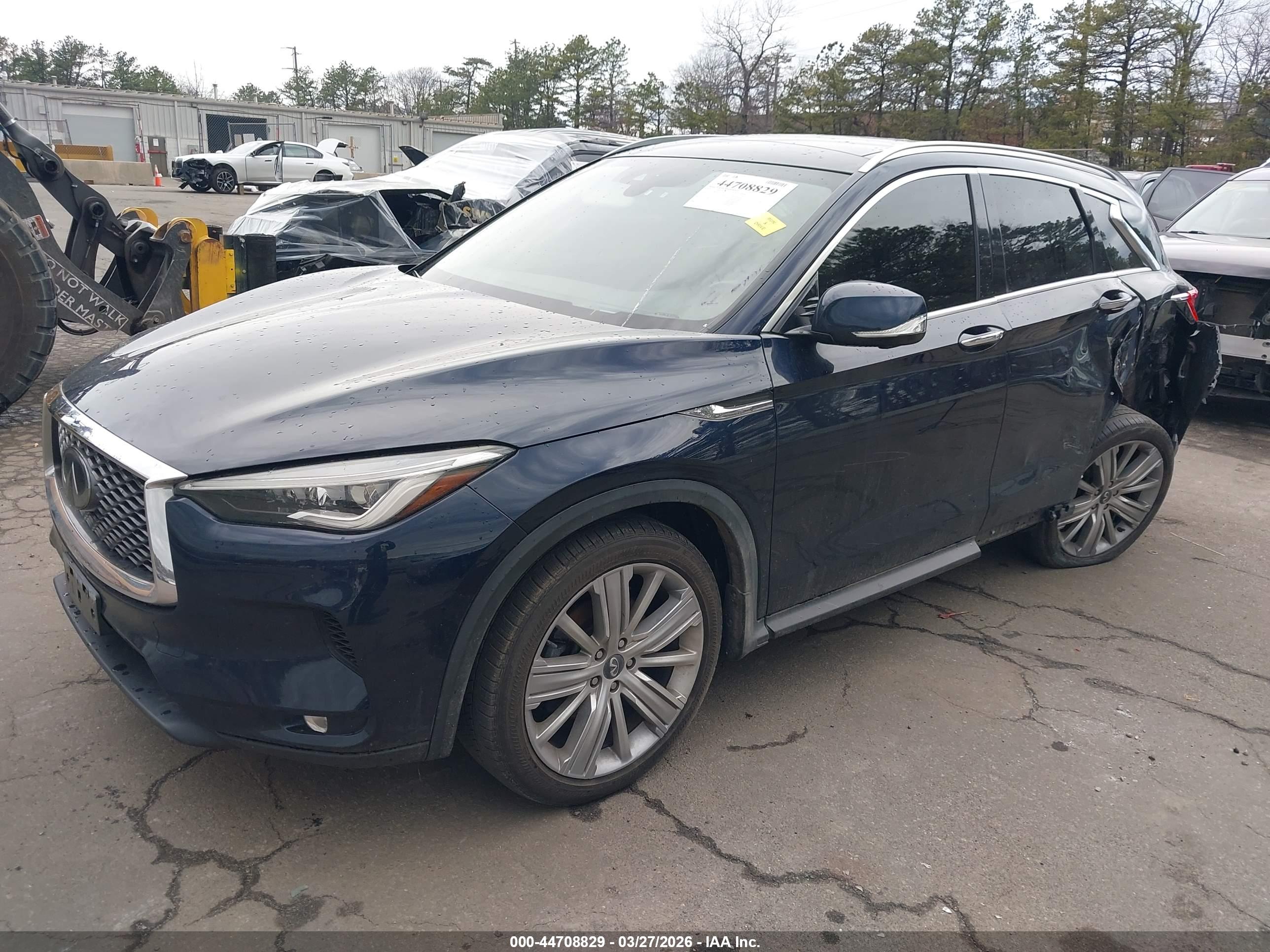 INFINITI QX50 image 2