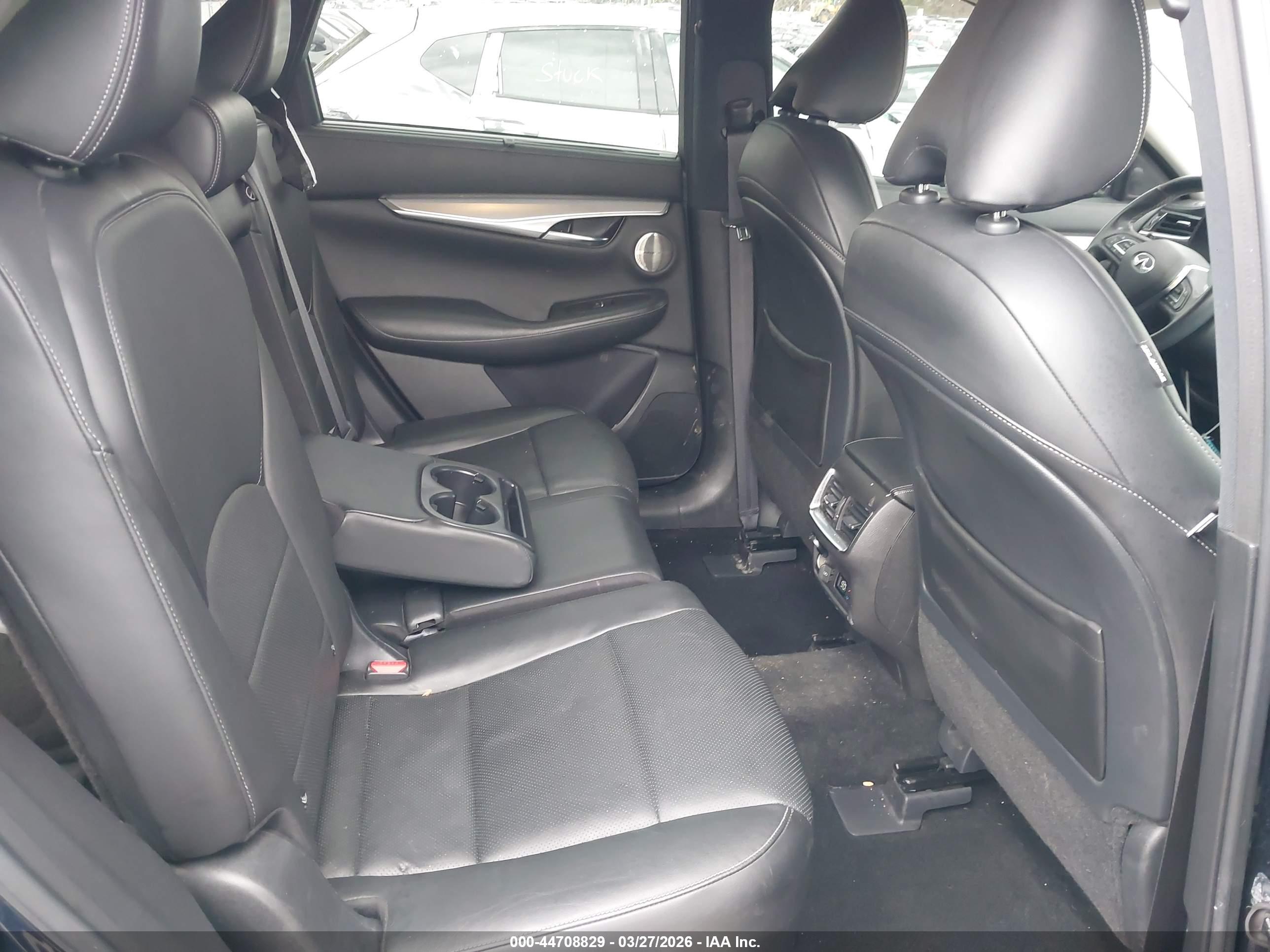 INFINITI QX50 image 8