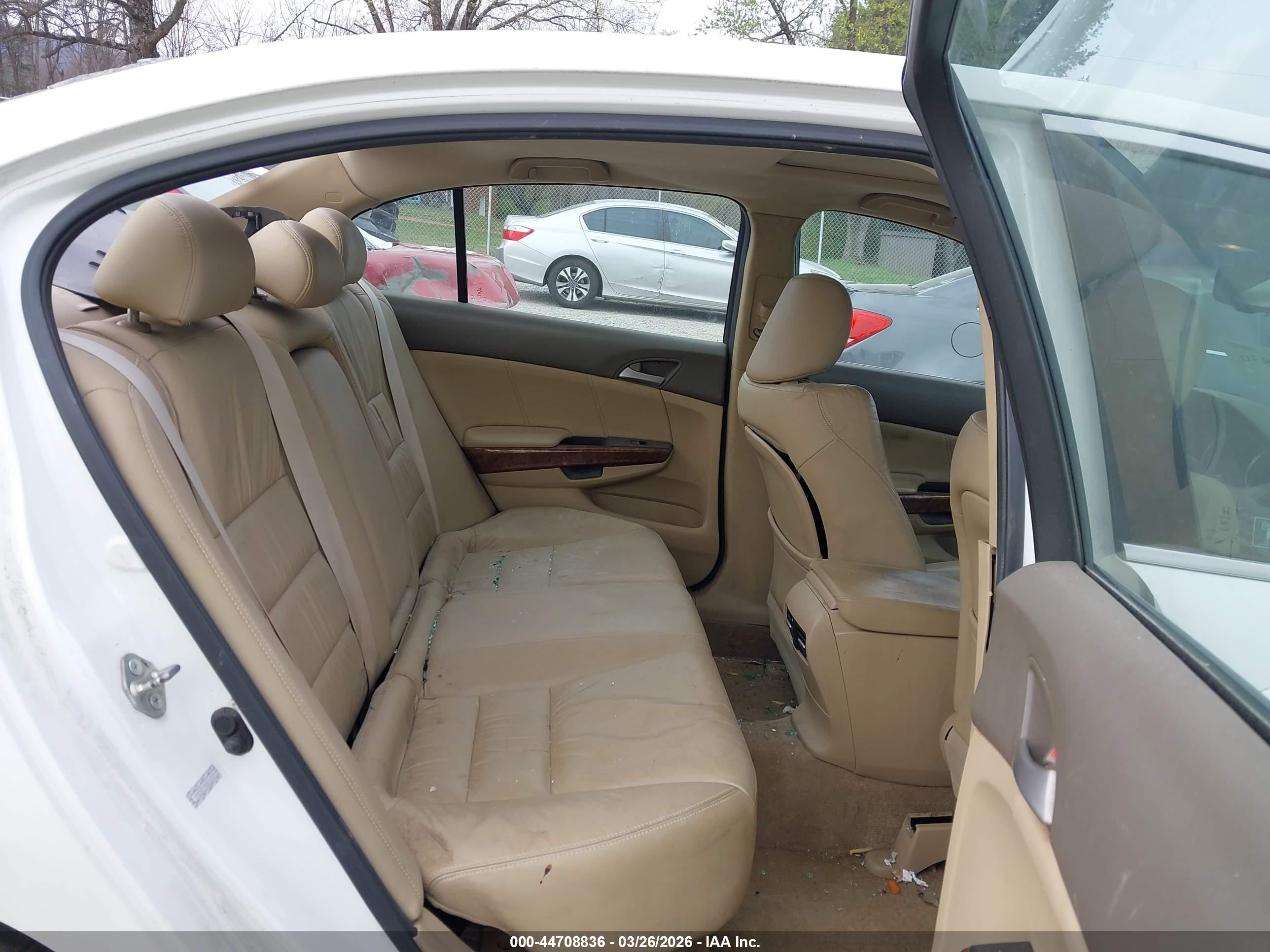 HONDA ACCORD image 8