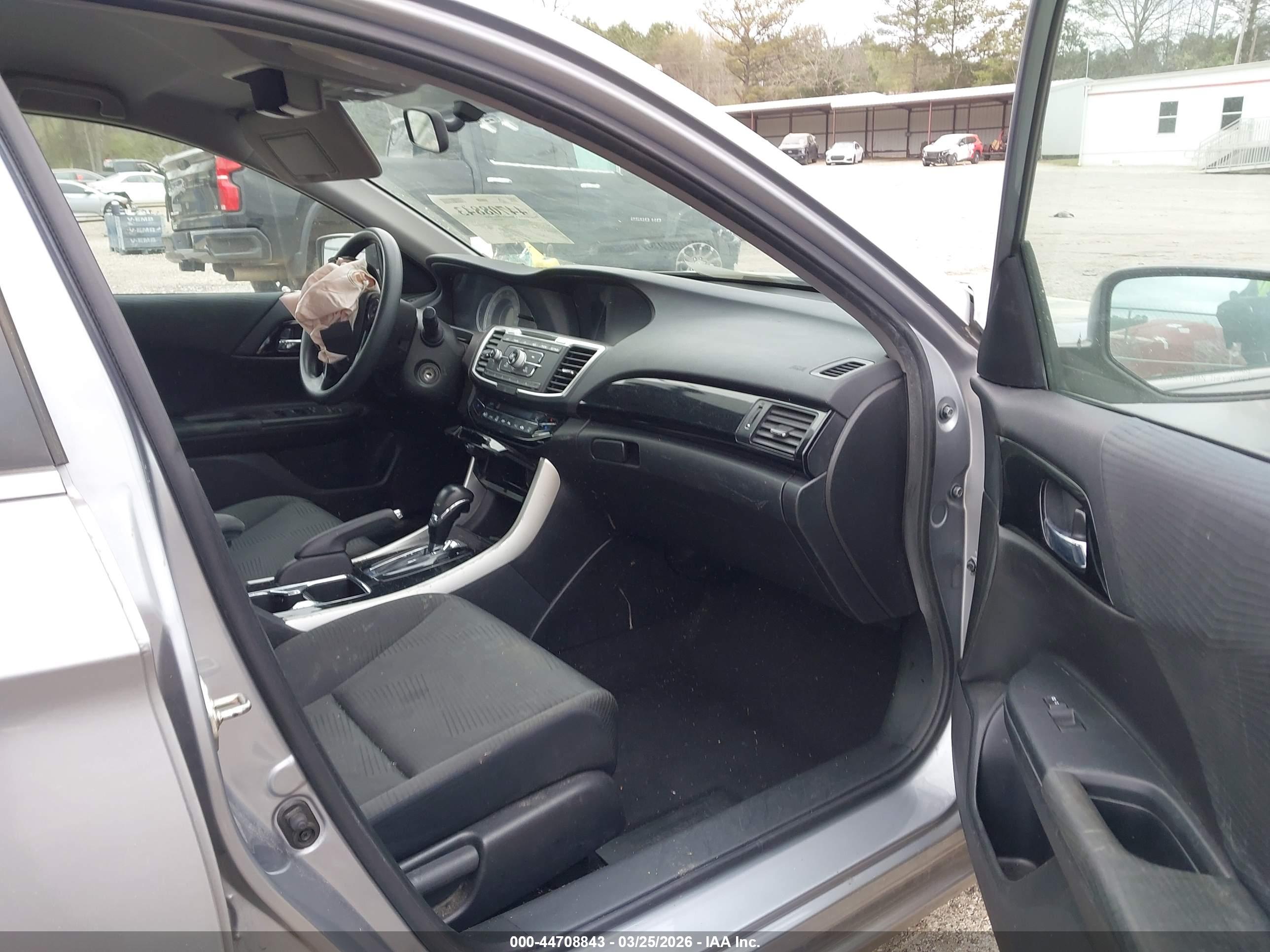 HONDA ACCORD image 5