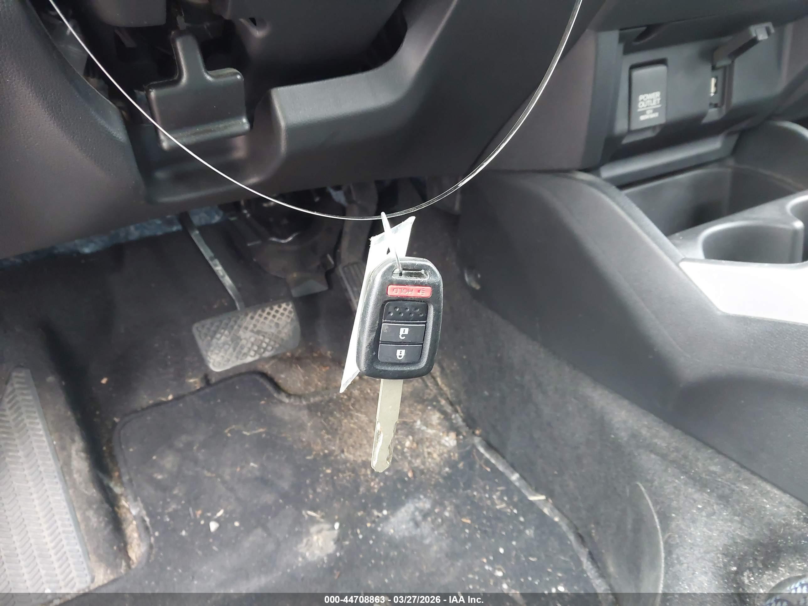 HONDA FIT image 11