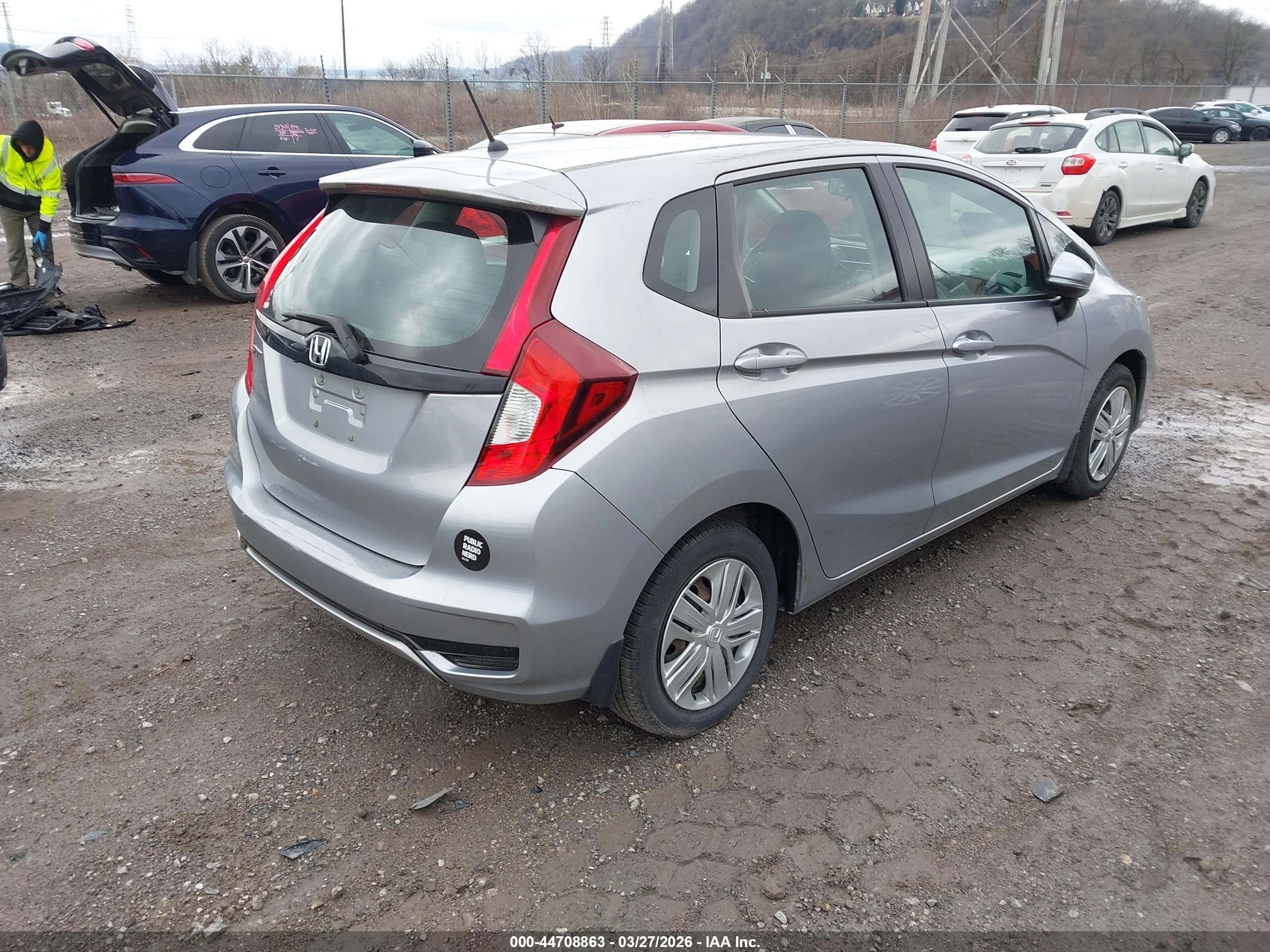 HONDA FIT image 4