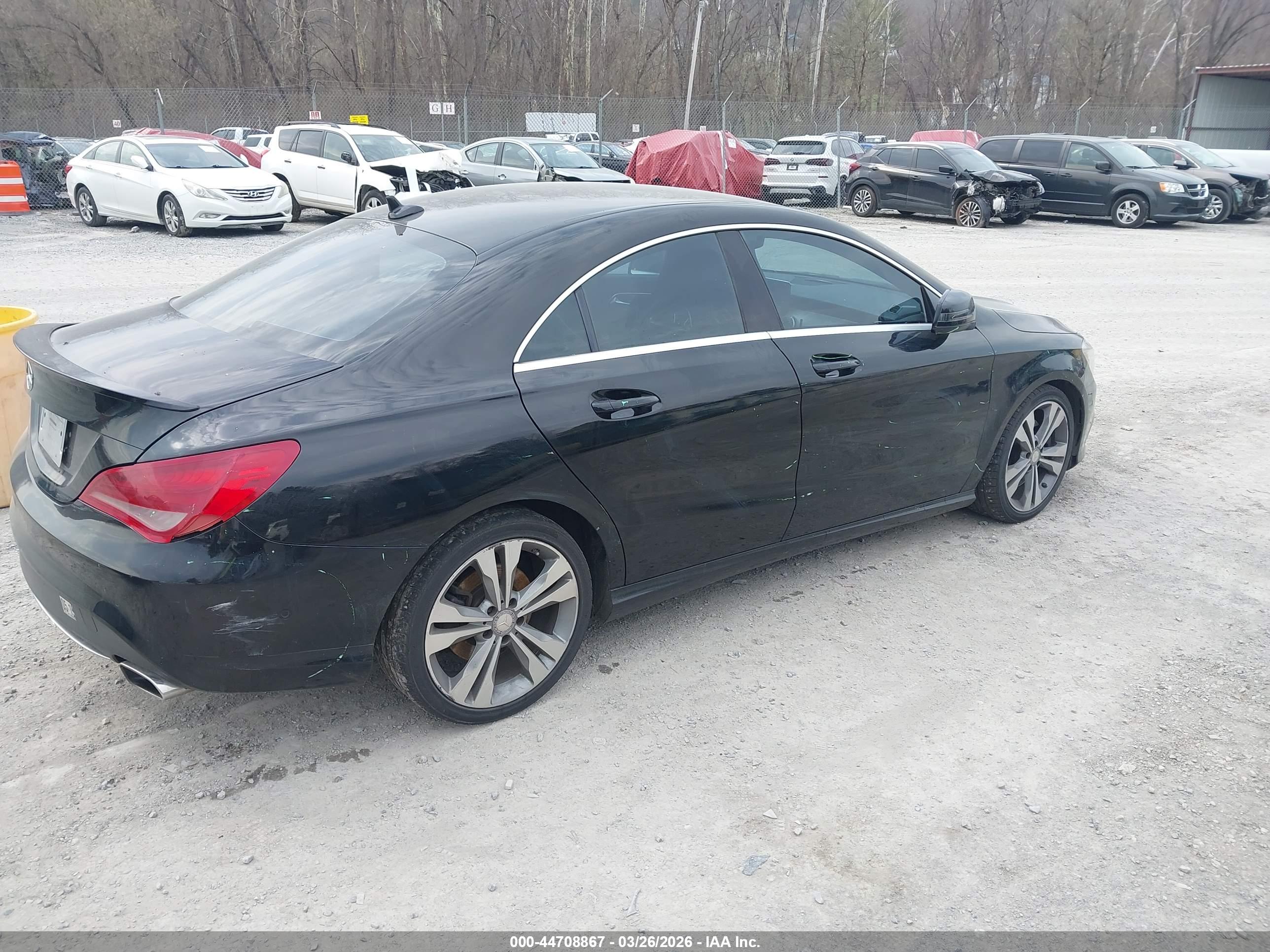 MERCEDES-BENZ CLA image 4