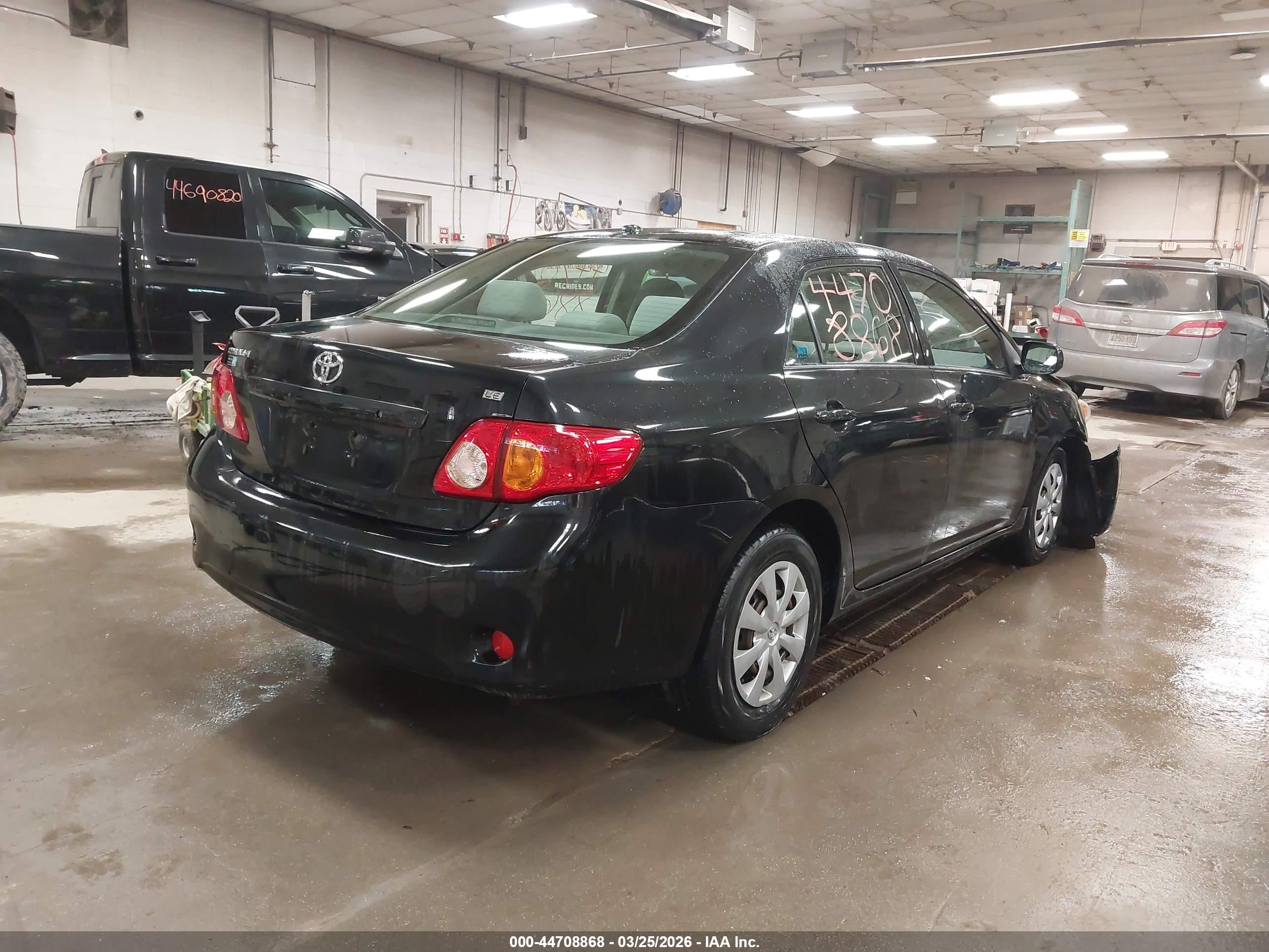TOYOTA COROLLA image 4