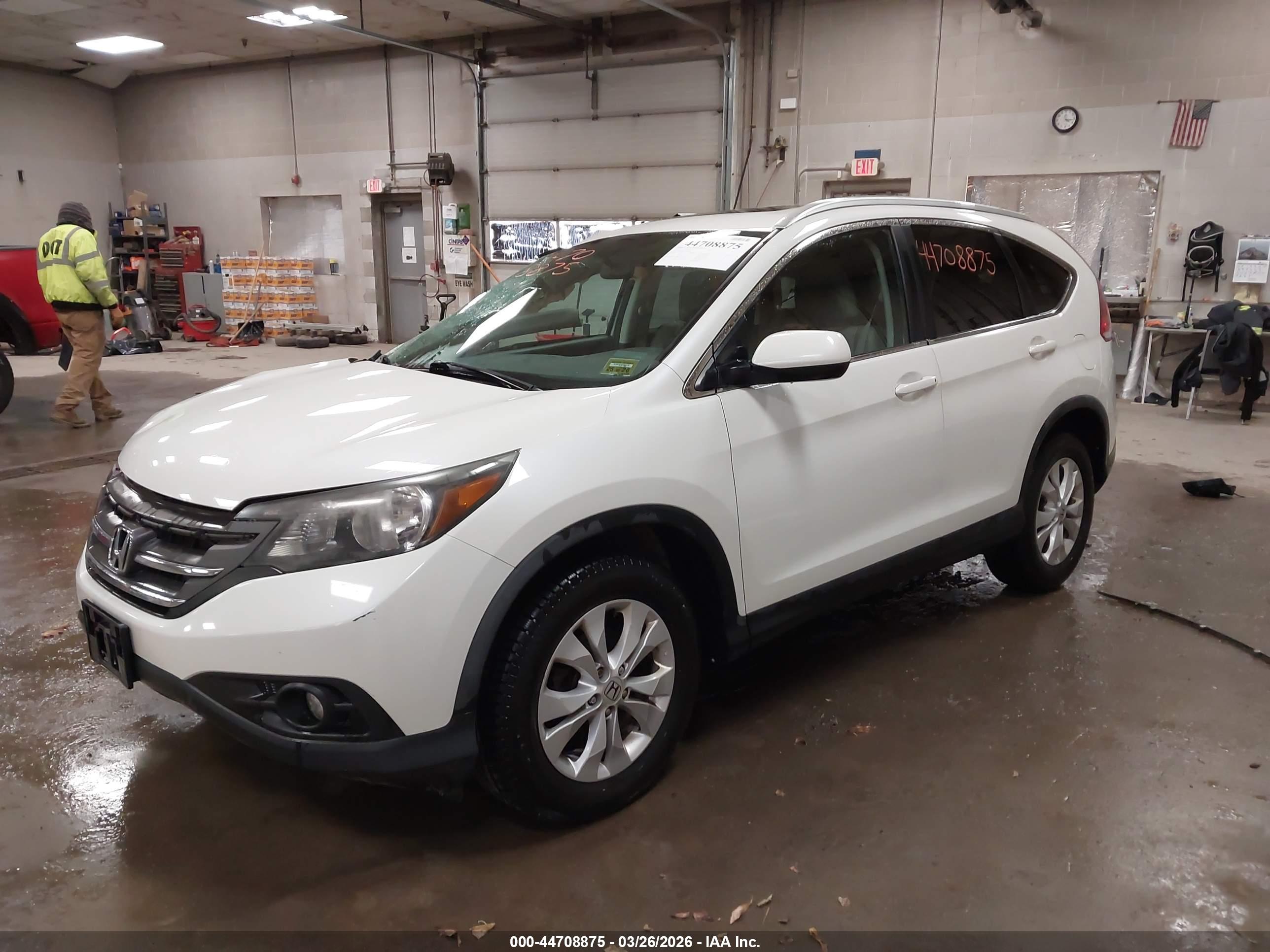 HONDA CR-V image 2