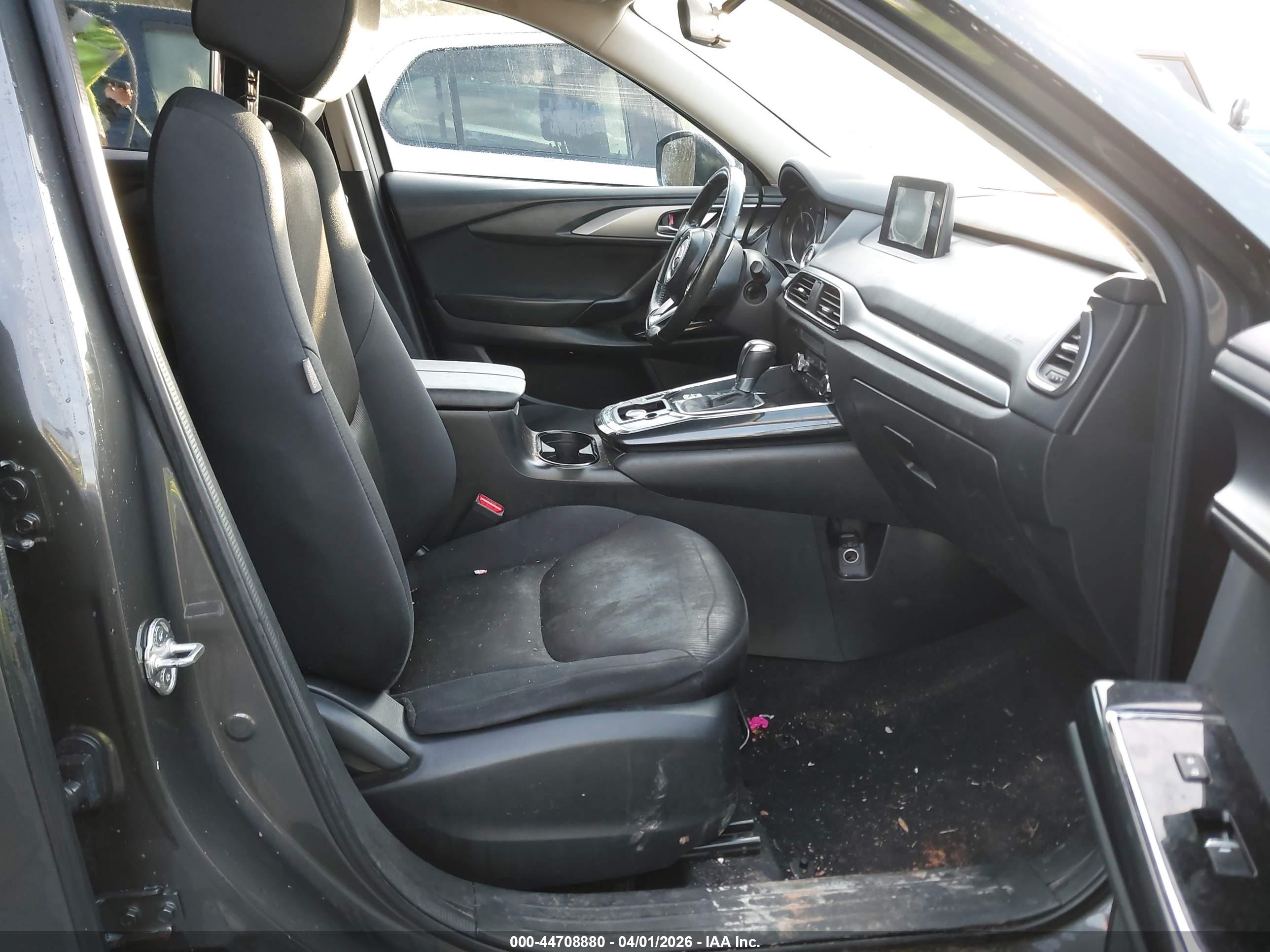 MAZDA CX-9 image 5