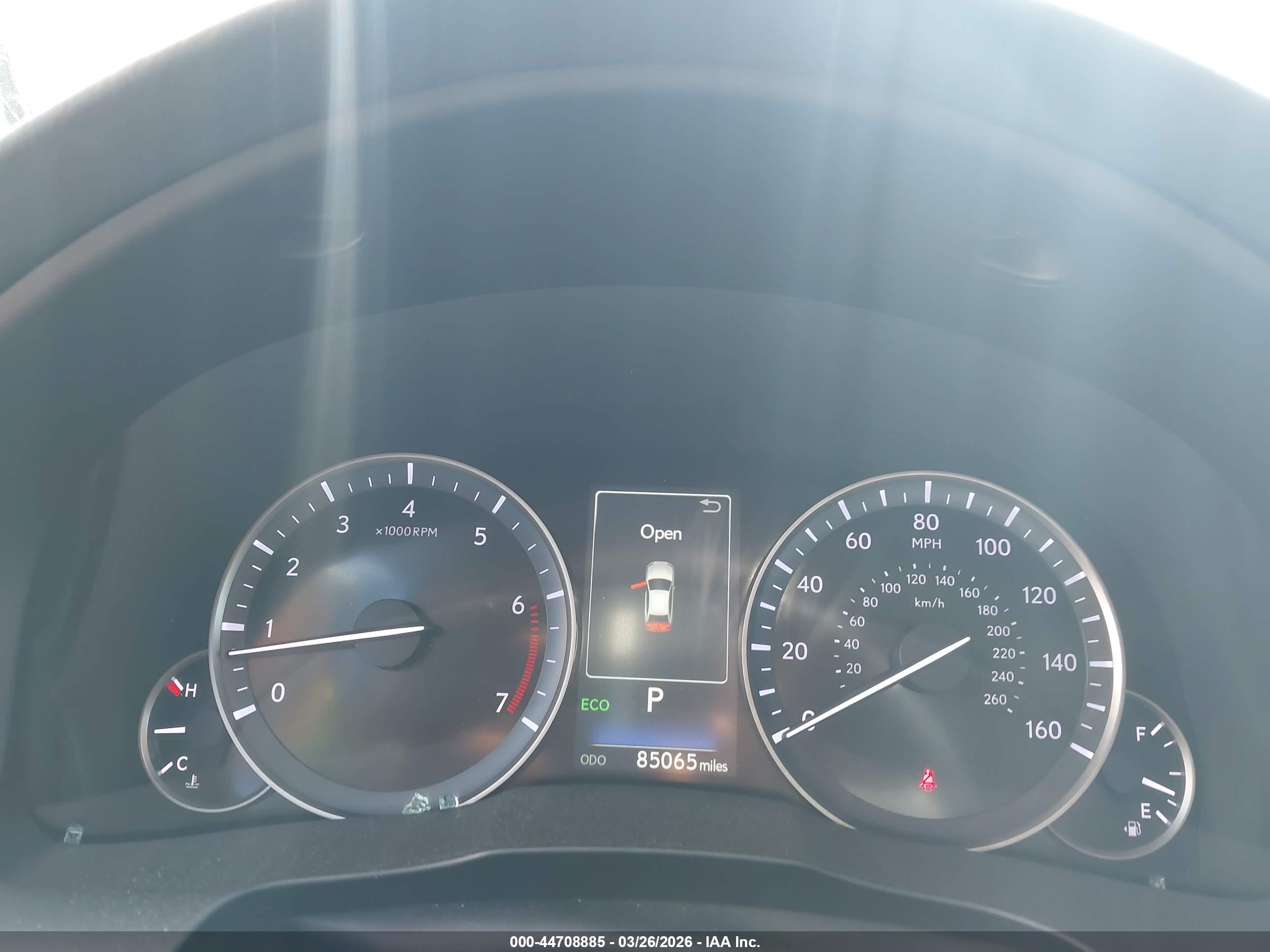 LEXUS ES image 7