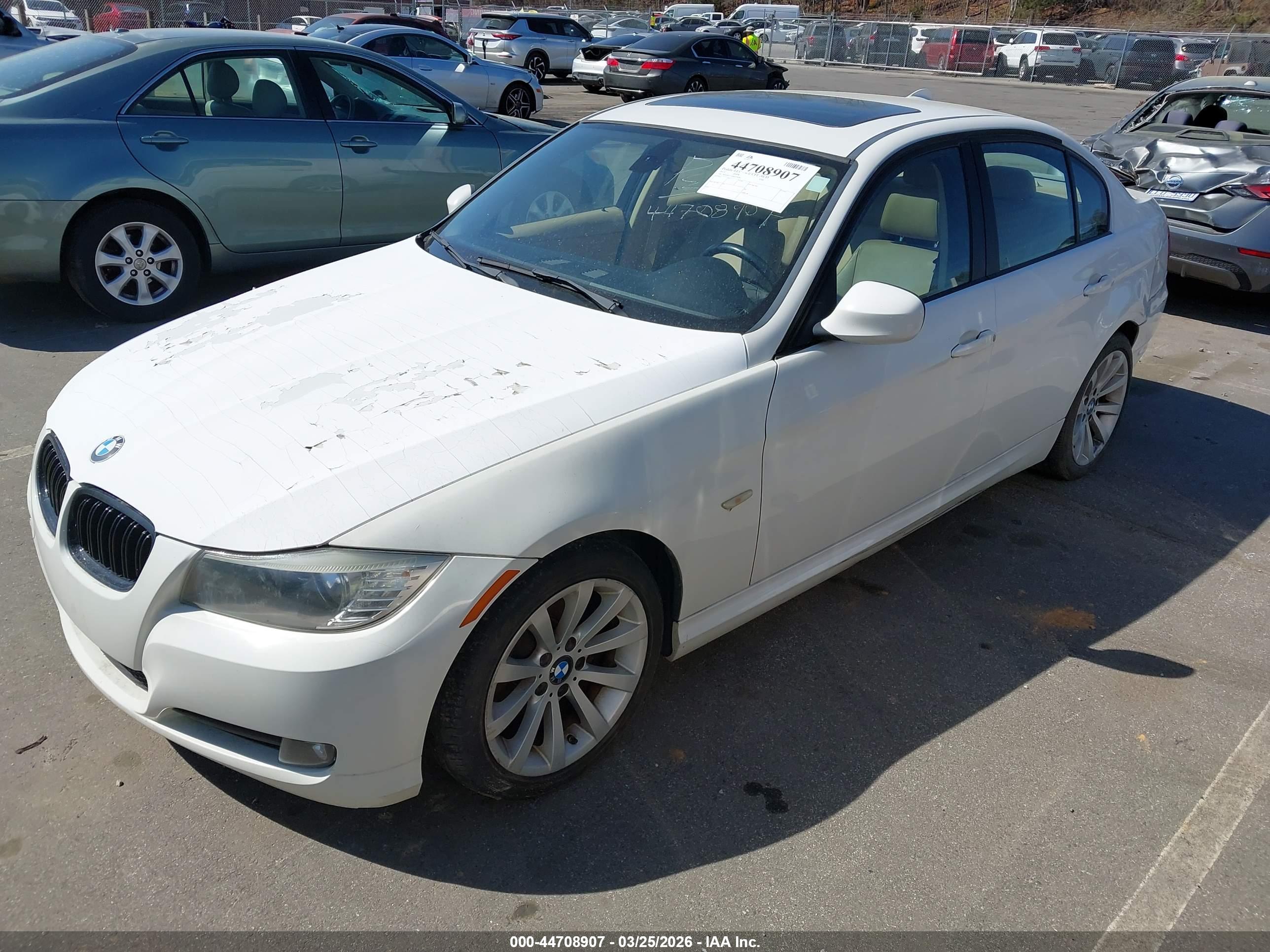 BMW 328I image 2