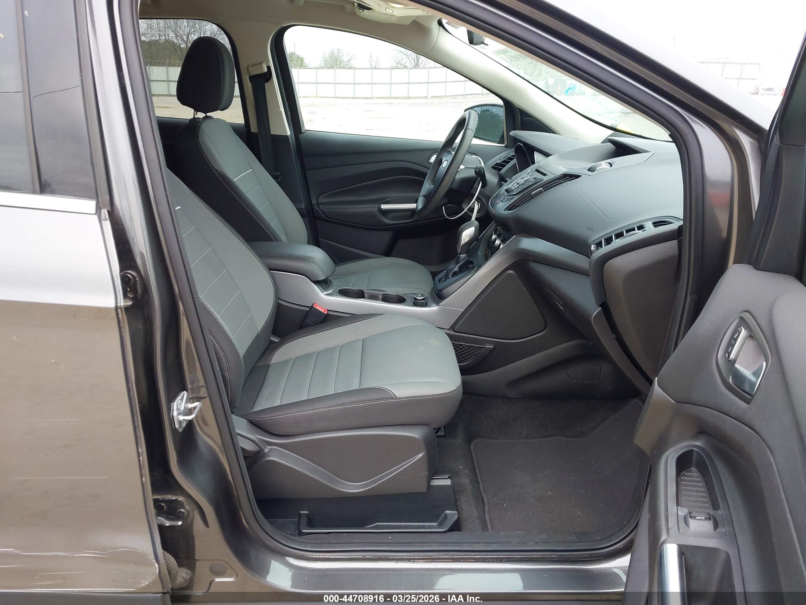 FORD ESCAPE image 5