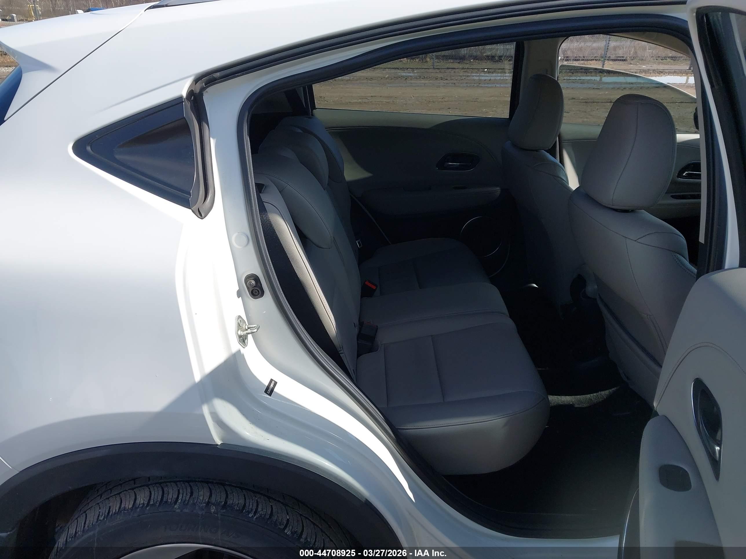 HONDA HR-V image 8