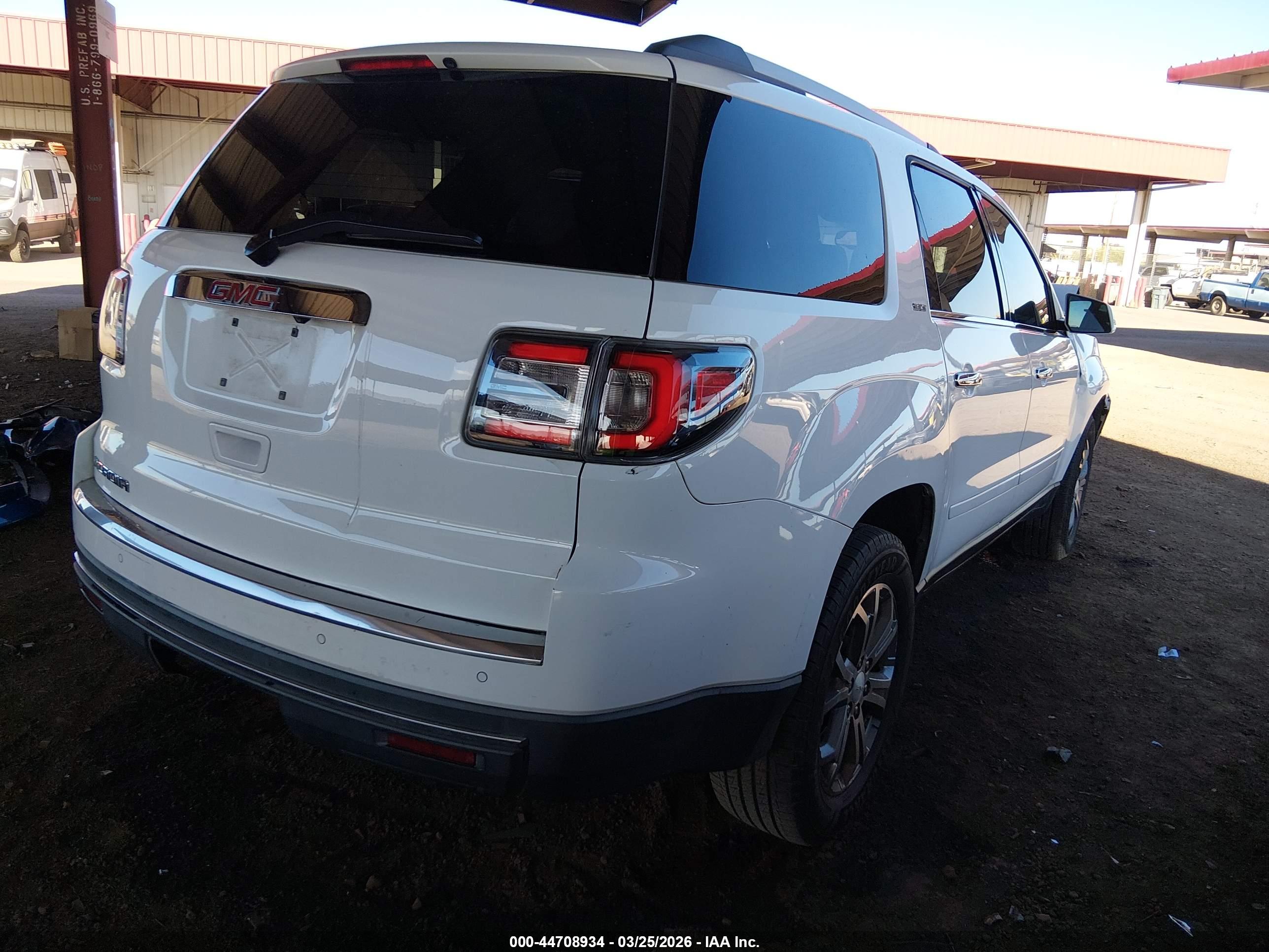 GMC ACADIA image 4