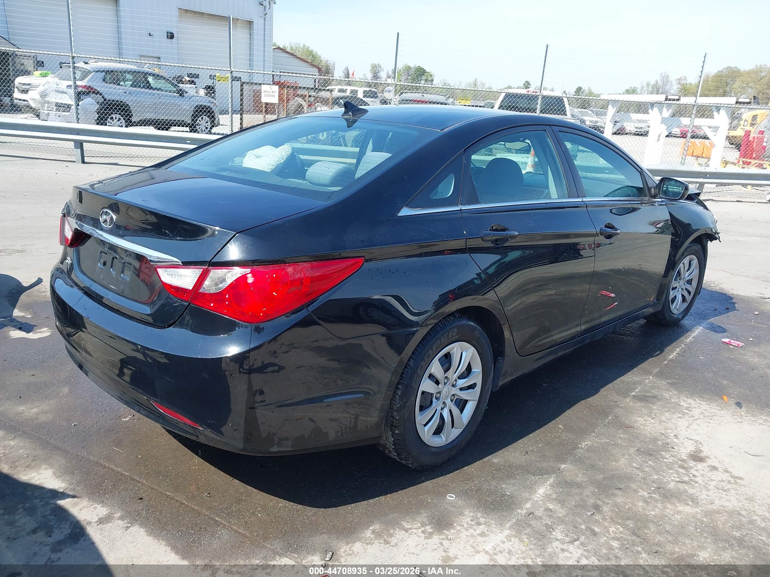 HYUNDAI SONATA image 4