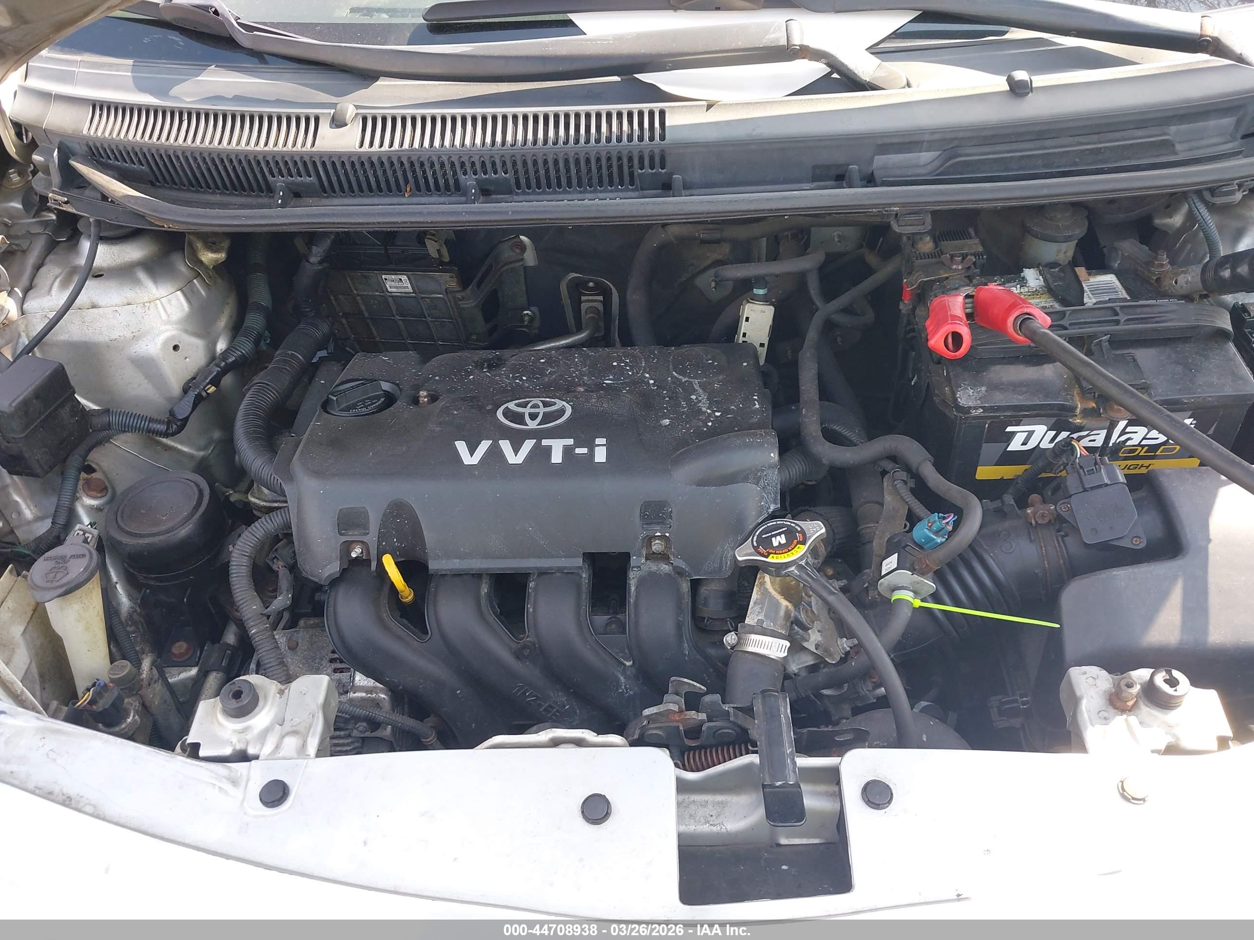 TOYOTA YARIS image 10