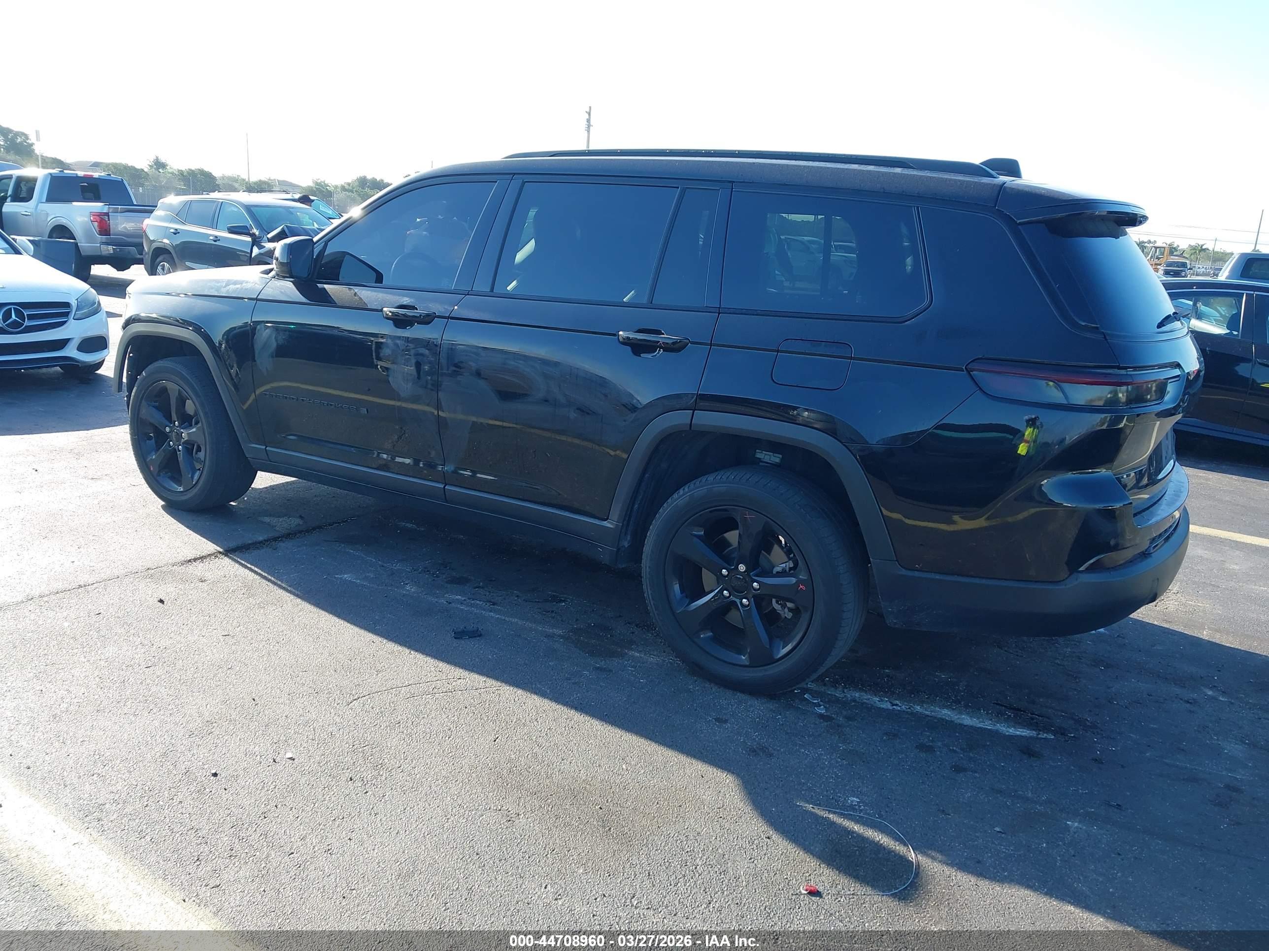 JEEP GRAND image 3