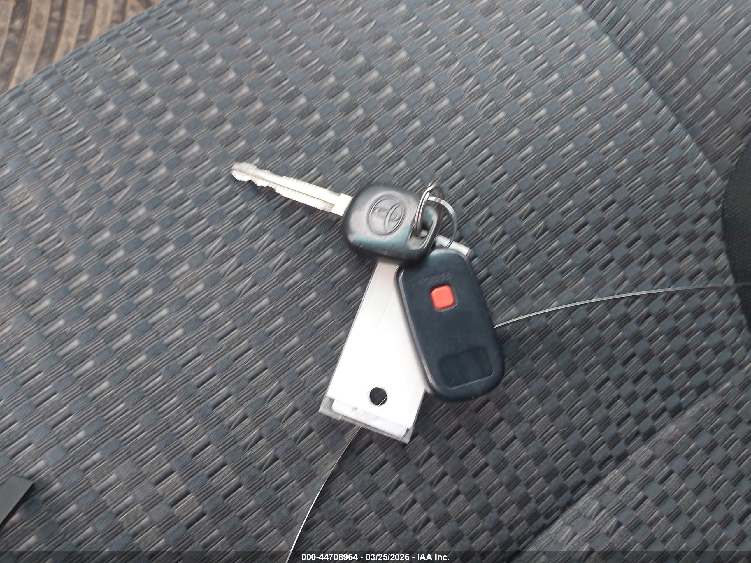 TOYOTA 4RUNNER image 11