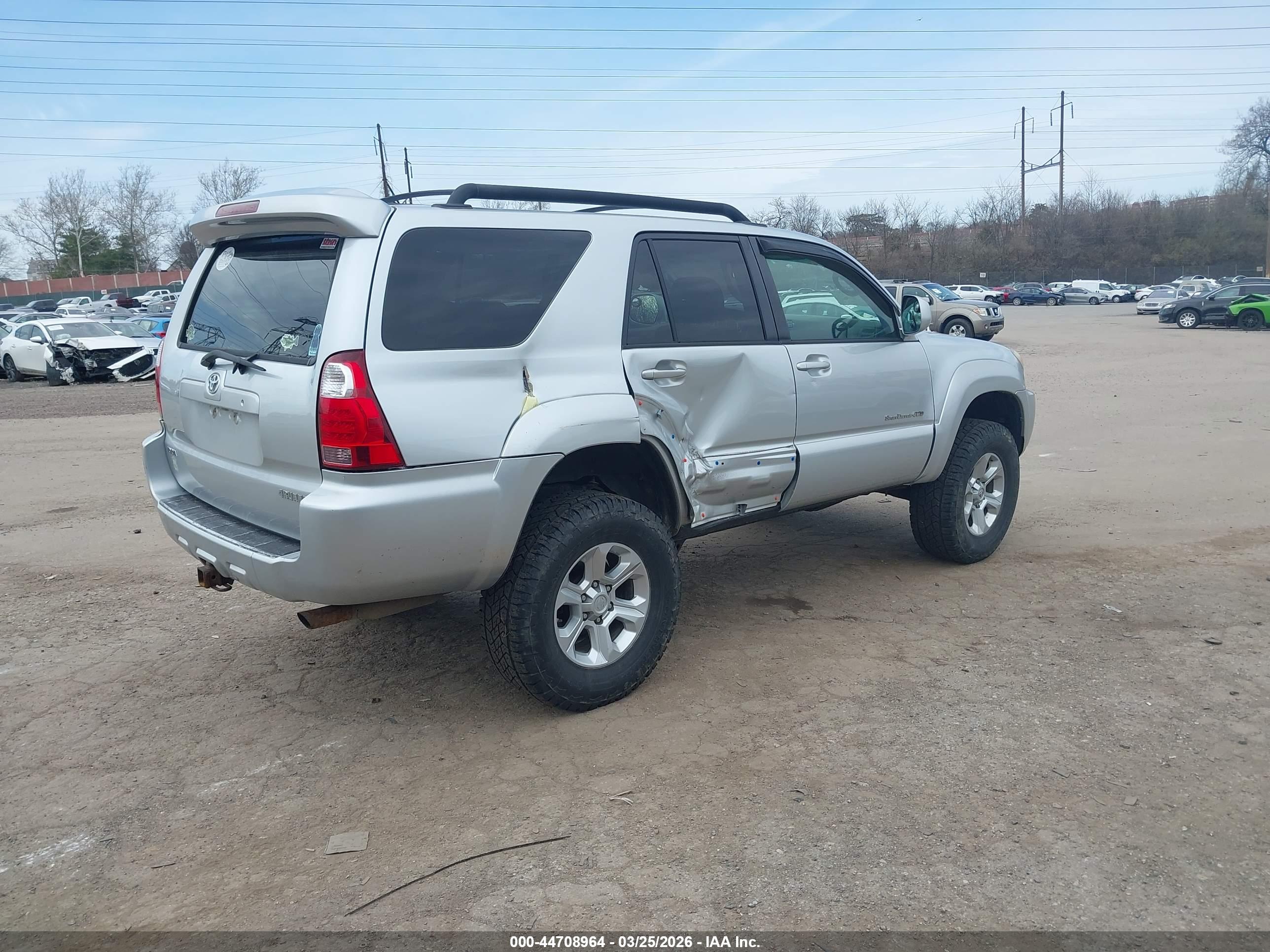 TOYOTA 4RUNNER image 4