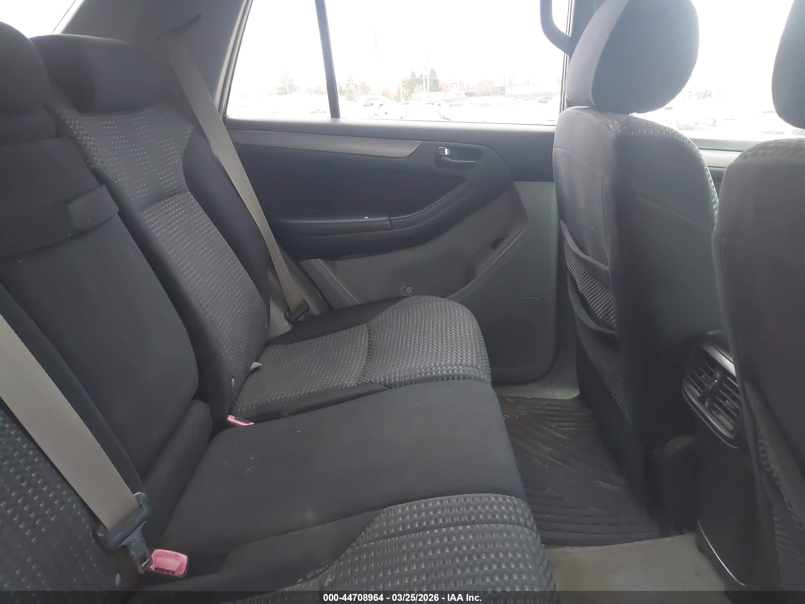 TOYOTA 4RUNNER image 8