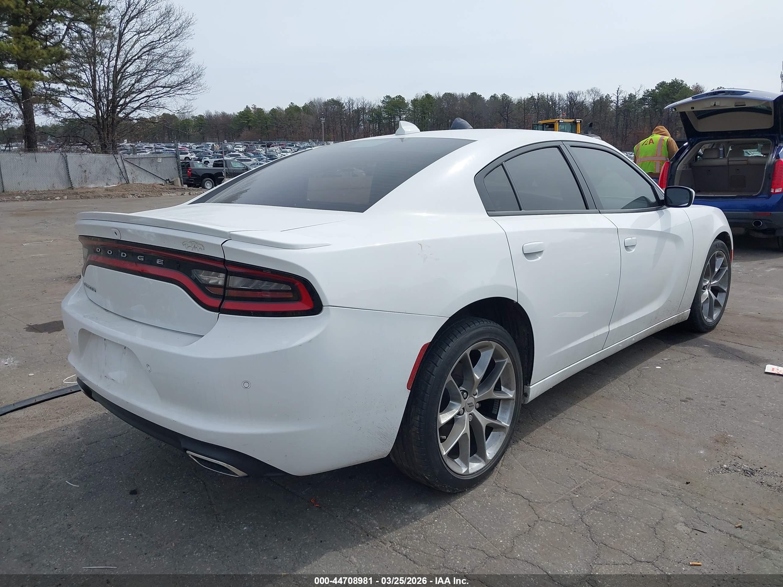 DODGE CHARGER image 4