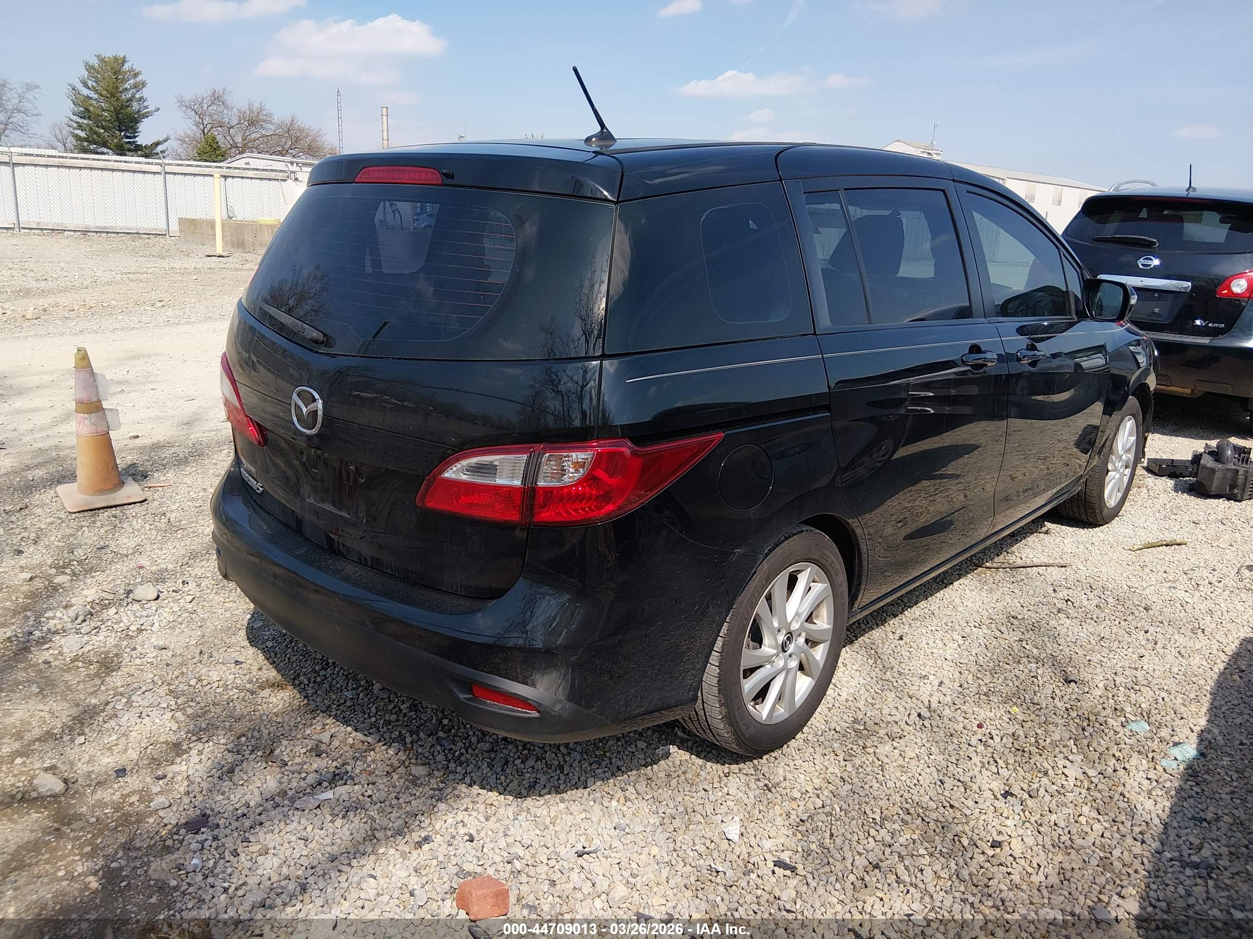 MAZDA MAZDA5 image 4