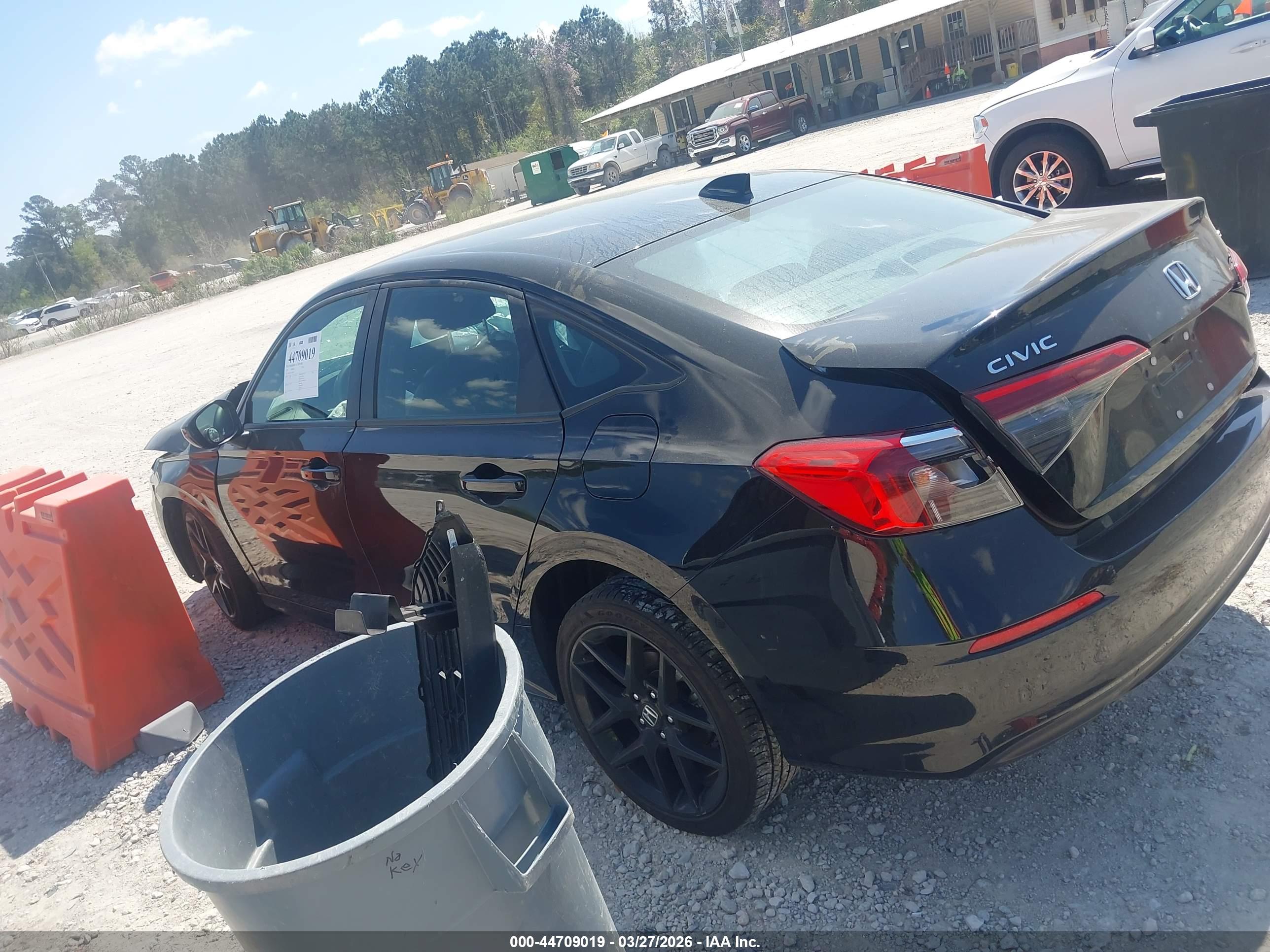 HONDA CIVIC image 3