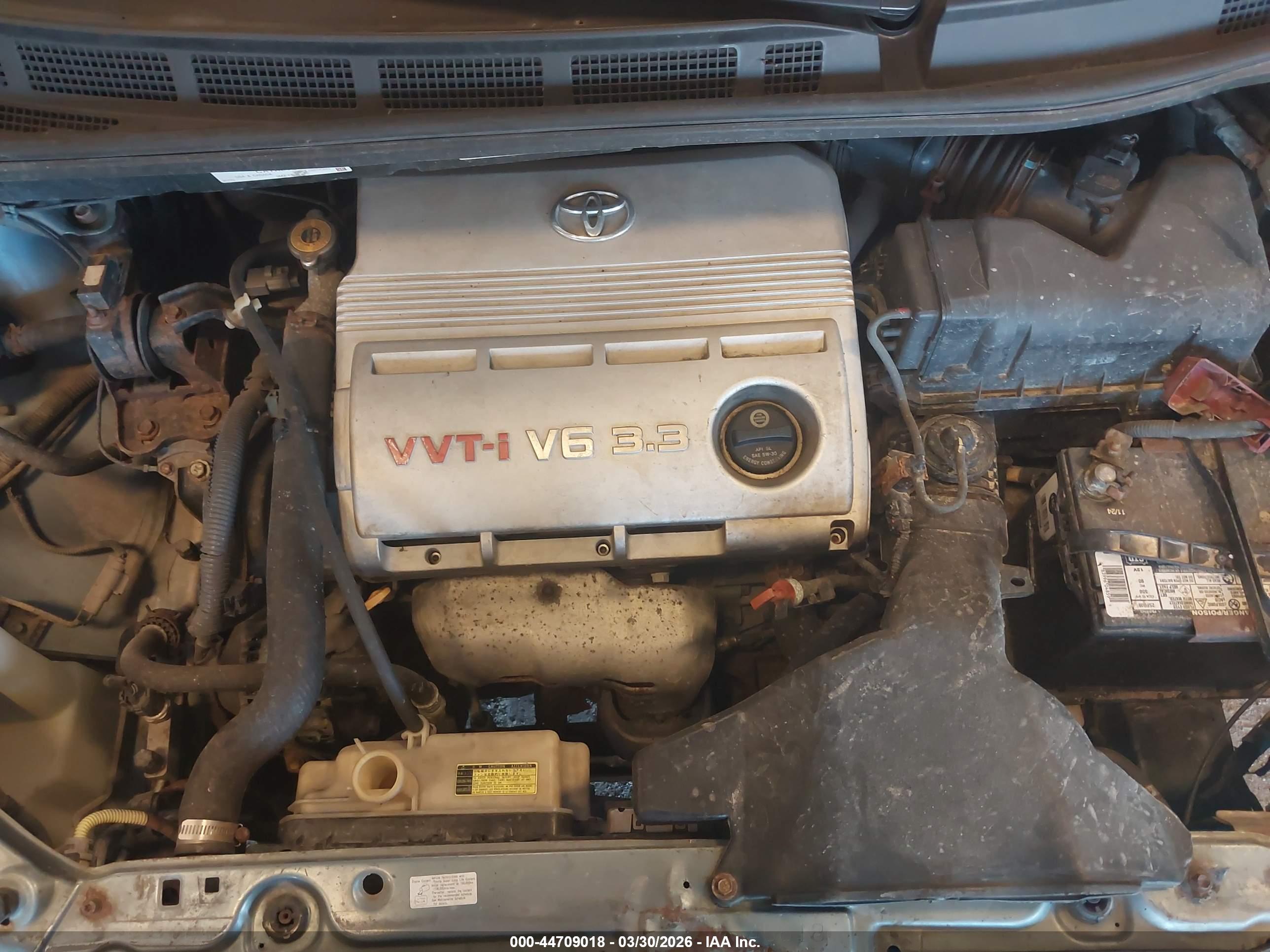 TOYOTA SIENNA image 10