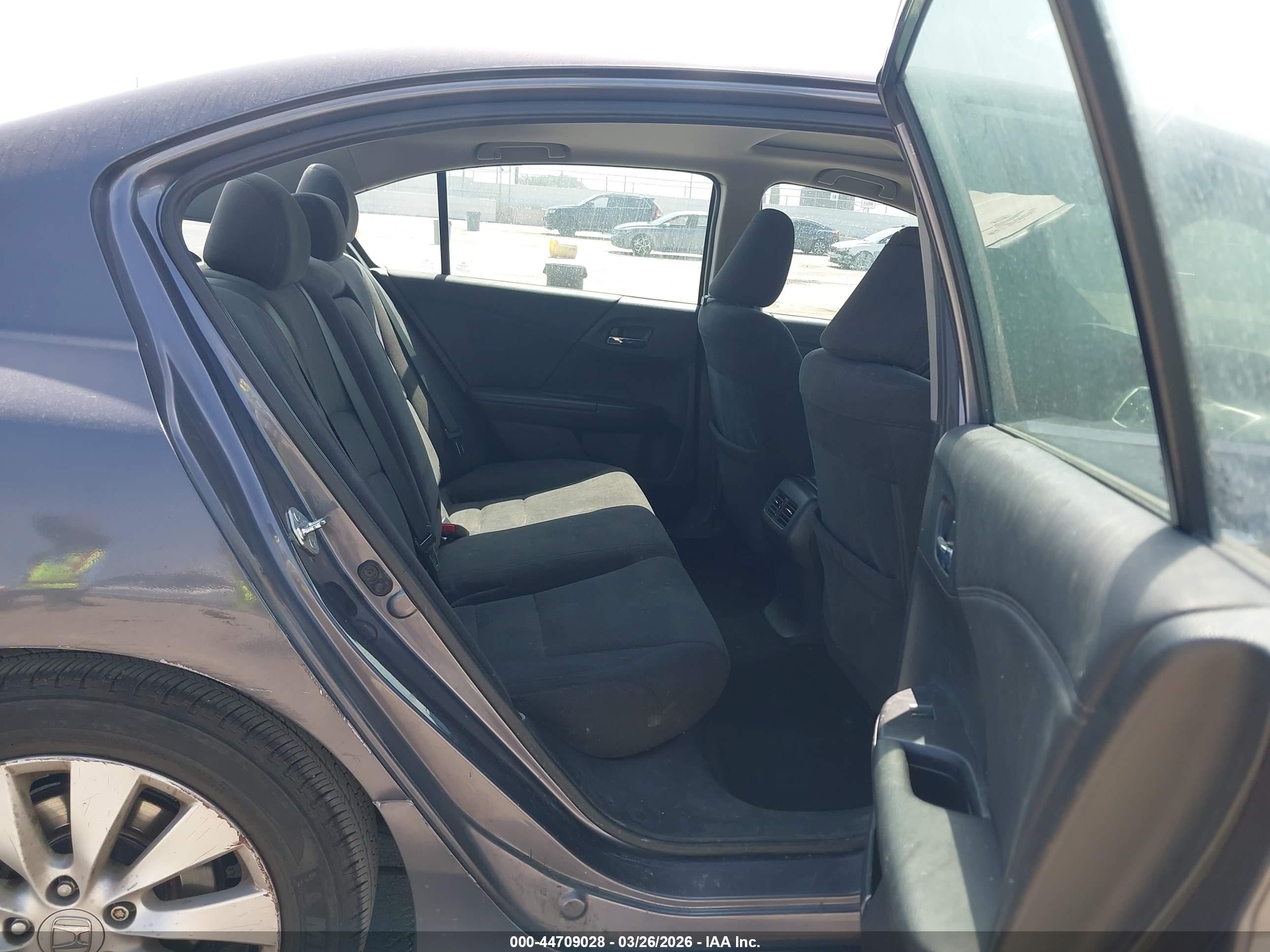 HONDA ACCORD image 8