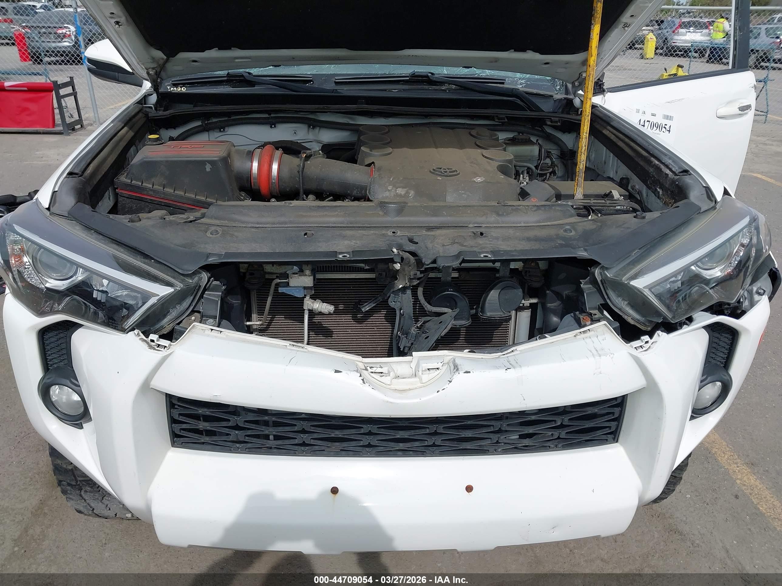 TOYOTA 4RUNNER image 10
