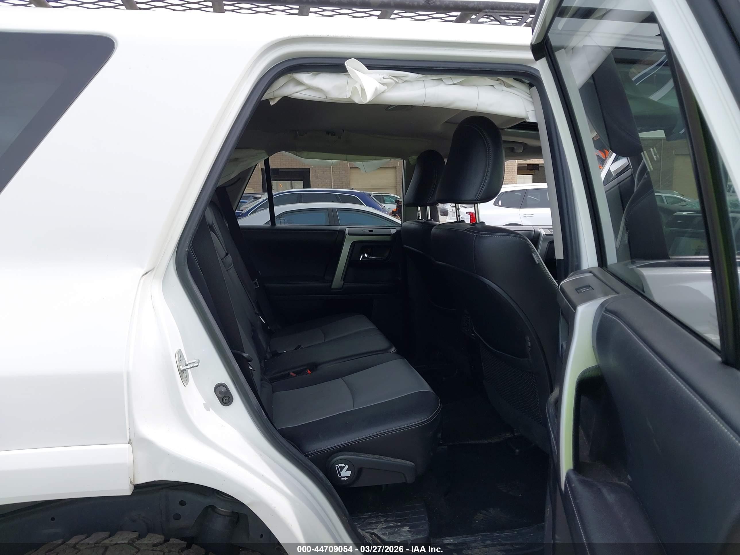 TOYOTA 4RUNNER image 8
