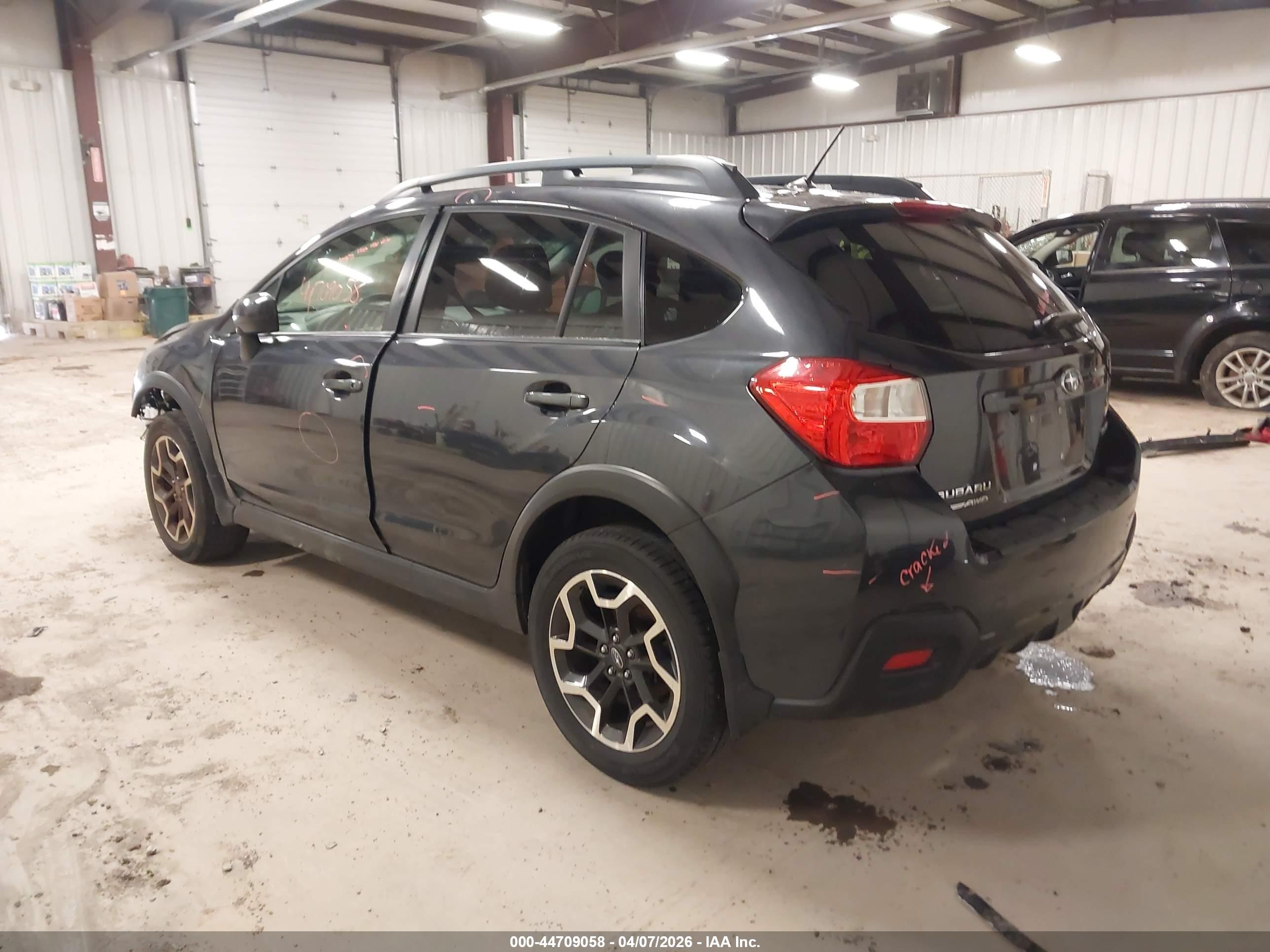 SUBARU CROSSTREK image 3
