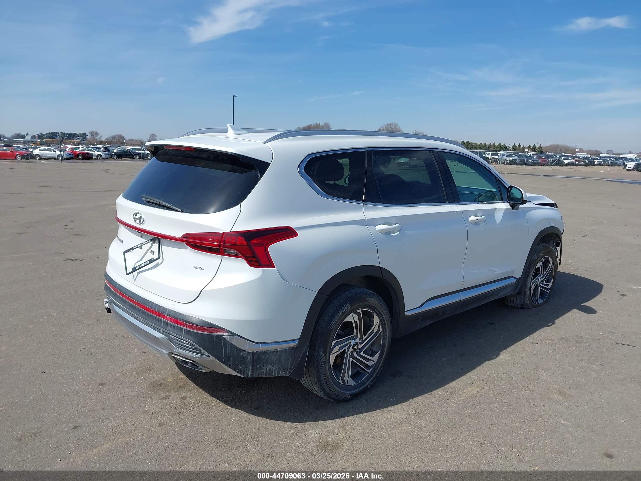 HYUNDAI SANTA image 4