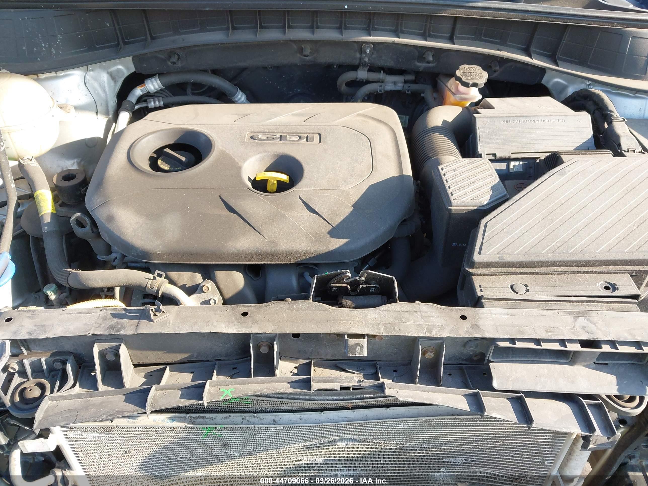 HYUNDAI TUCSON image 10