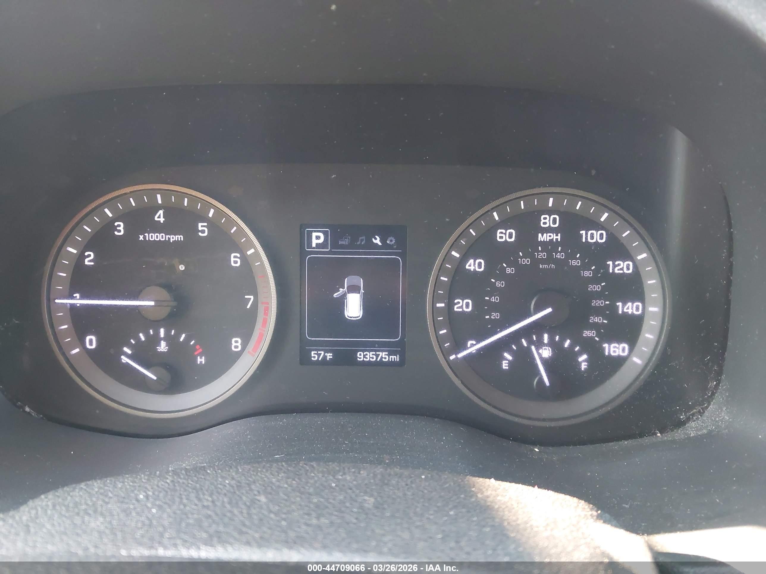 HYUNDAI TUCSON image 7