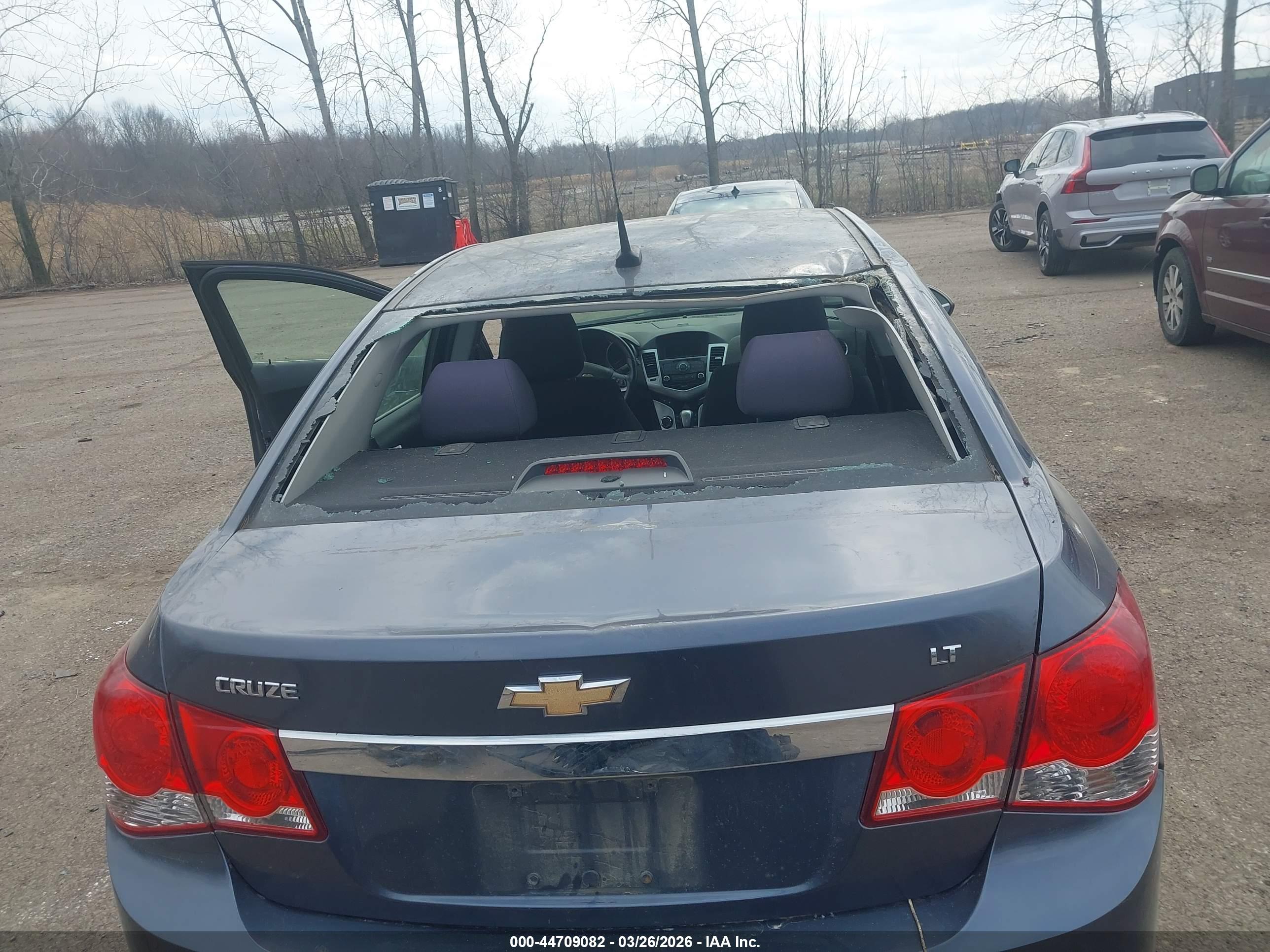 CHEVROLET CRUZE image 6