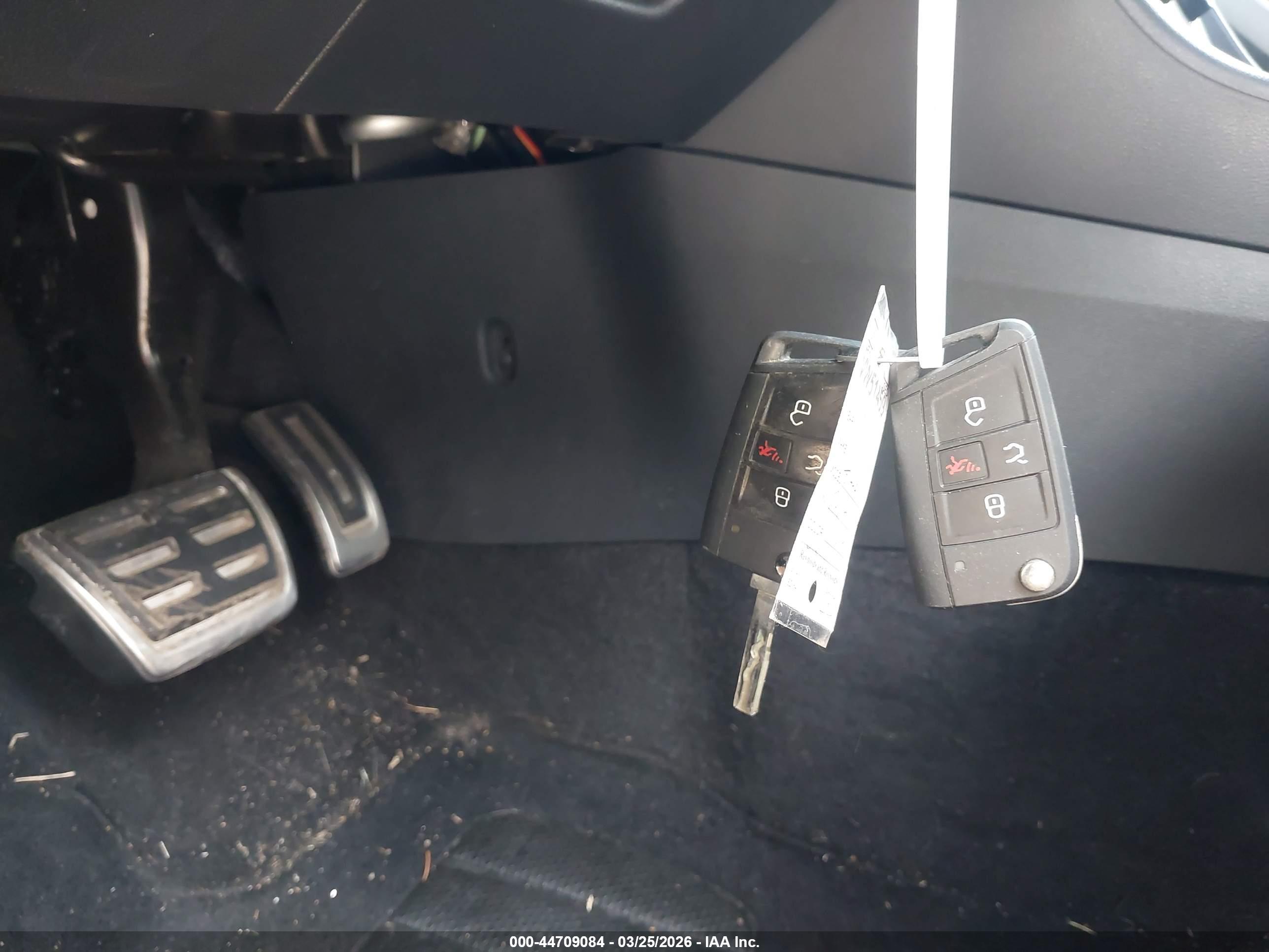 VOLKSWAGEN JETTA image 11