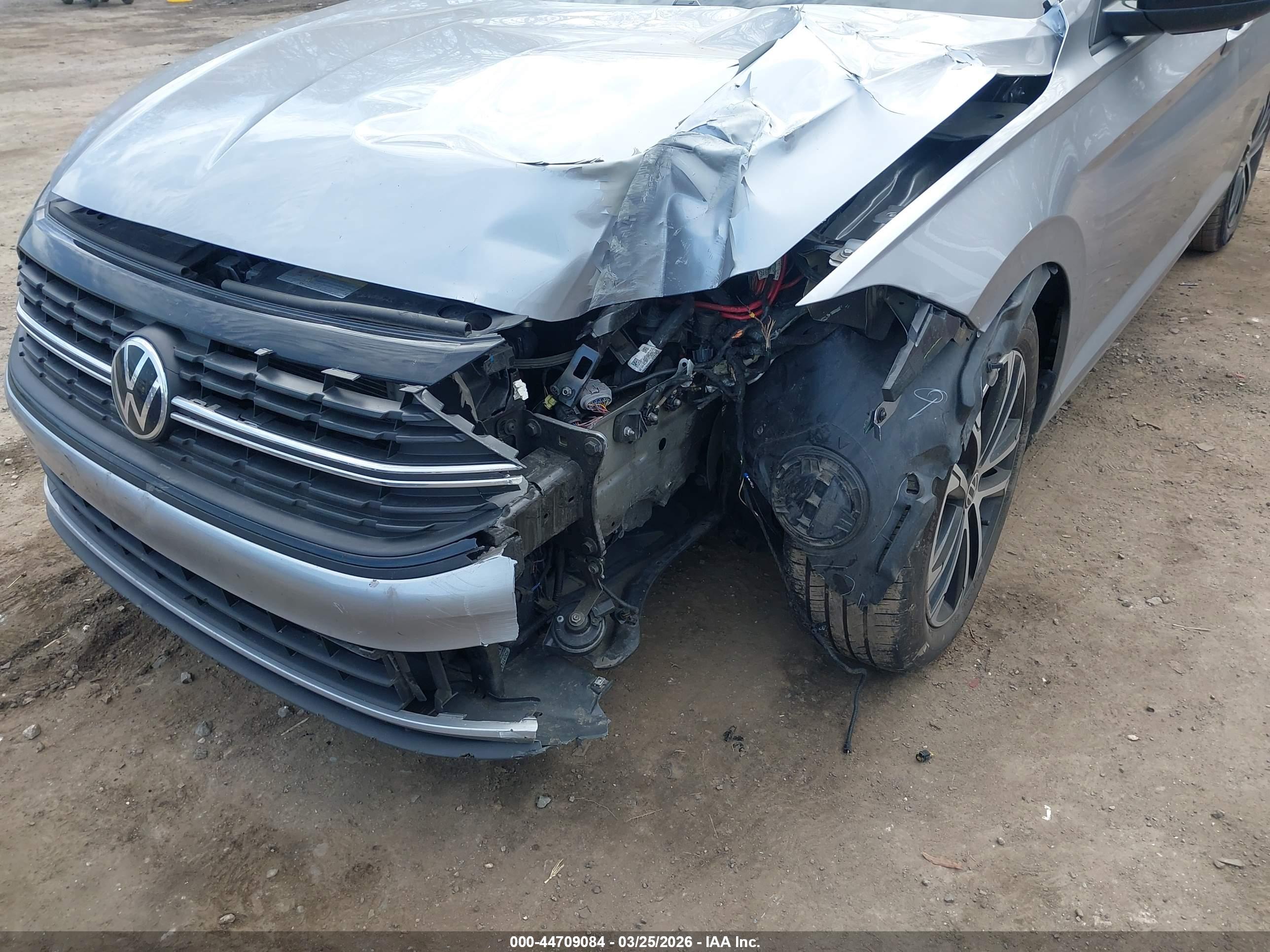 VOLKSWAGEN JETTA image 6