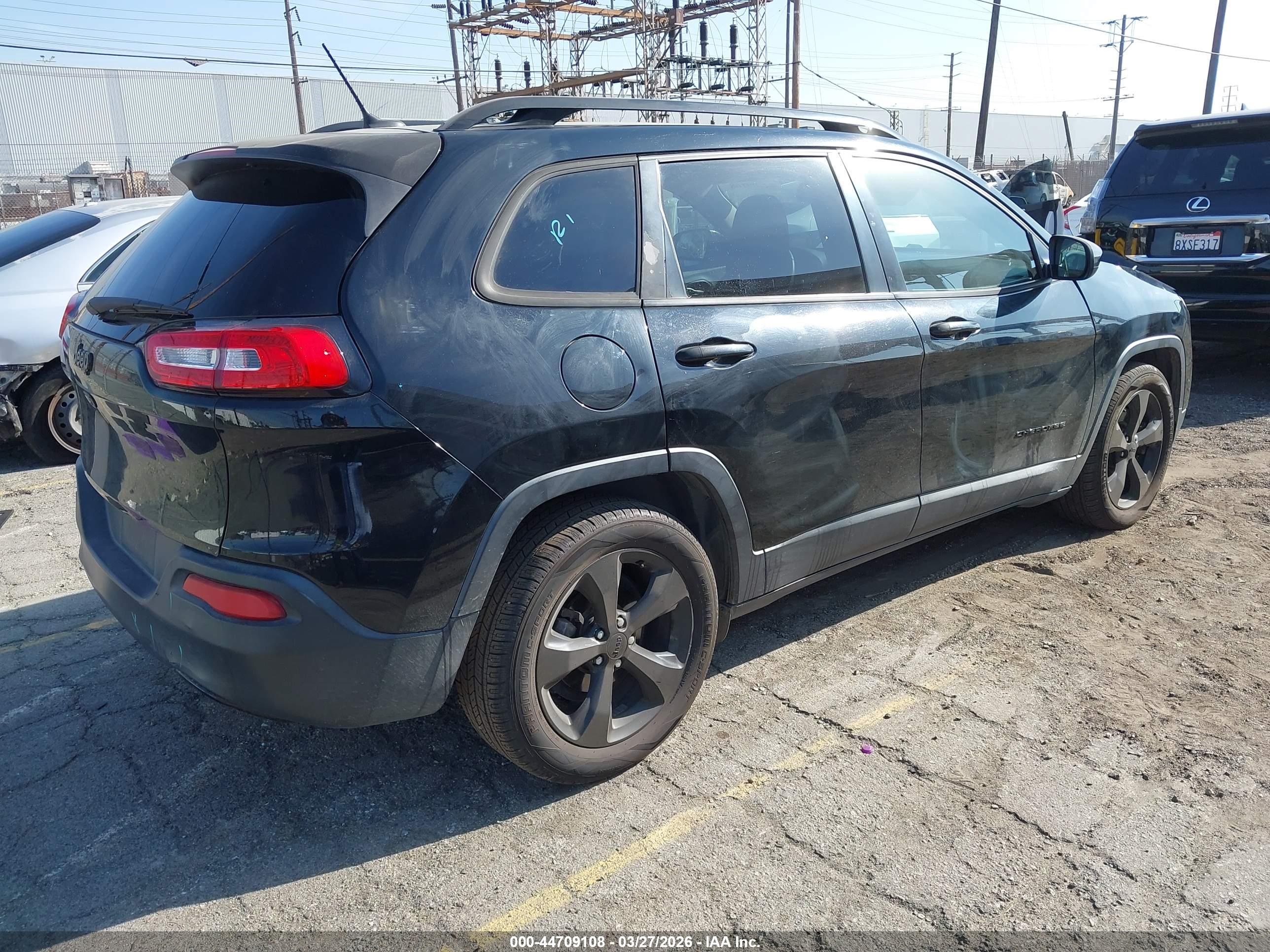 JEEP CHEROKEE image 4
