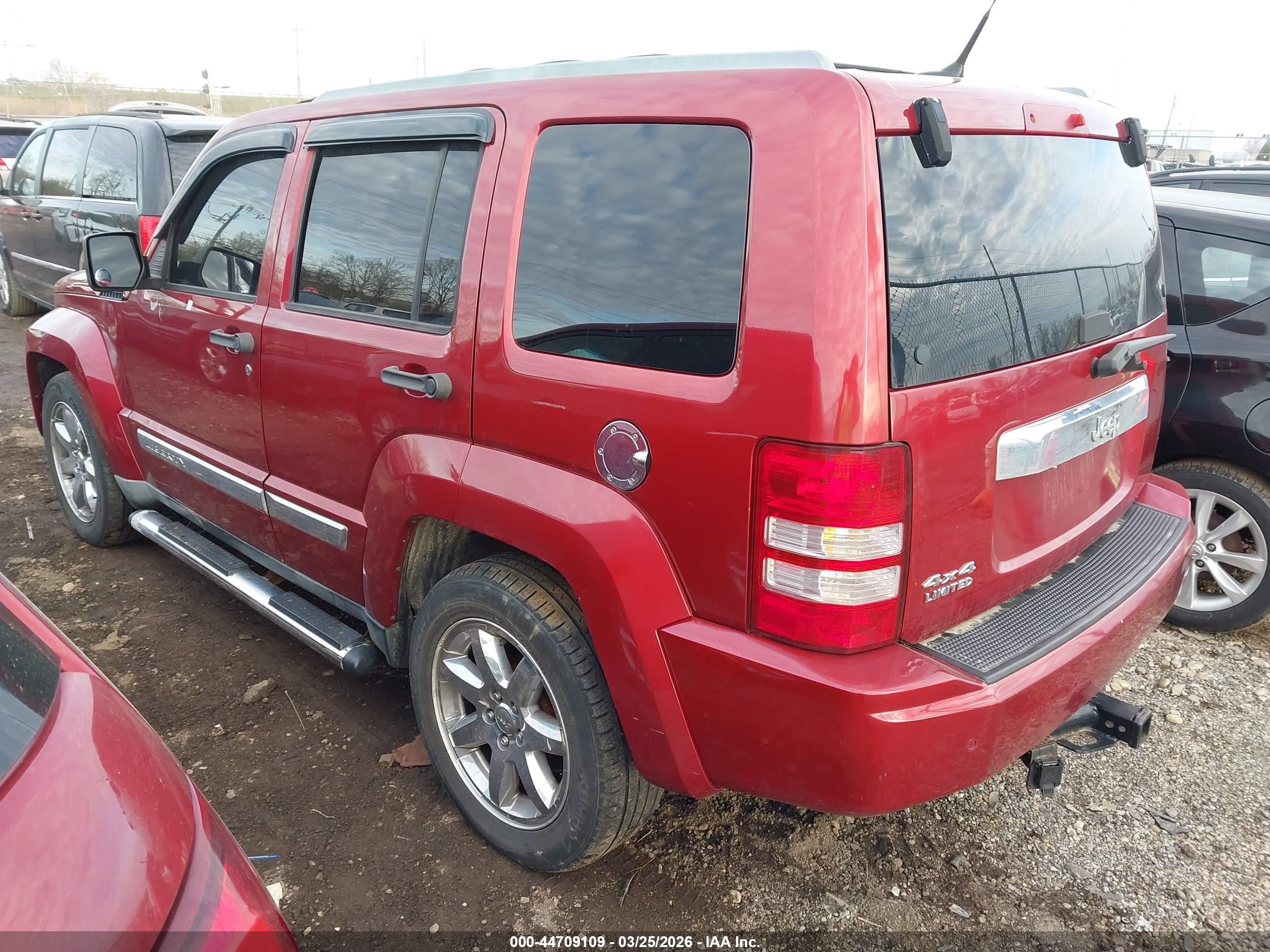 JEEP LIBERTY image 3