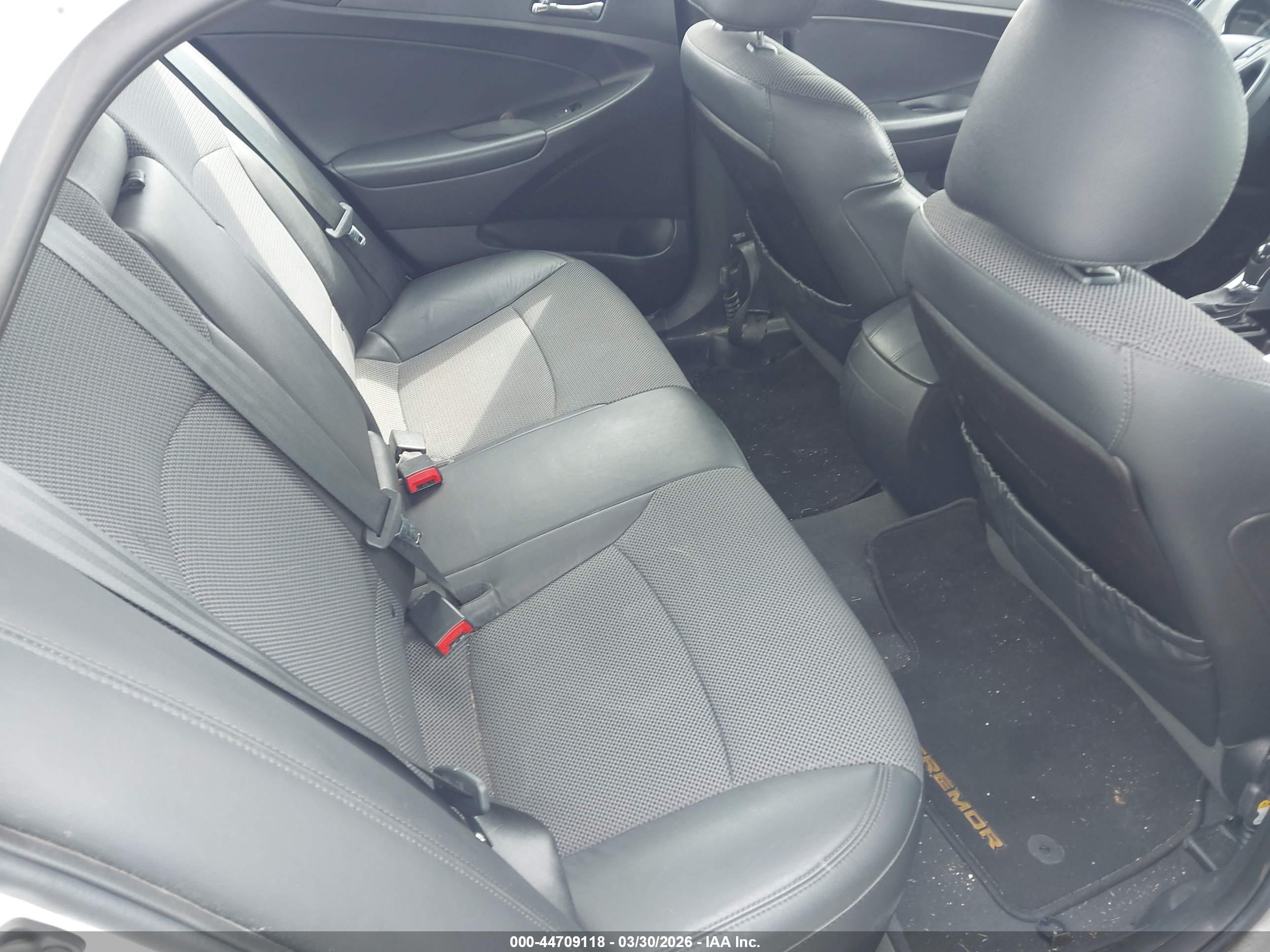 HYUNDAI SONATA image 8
