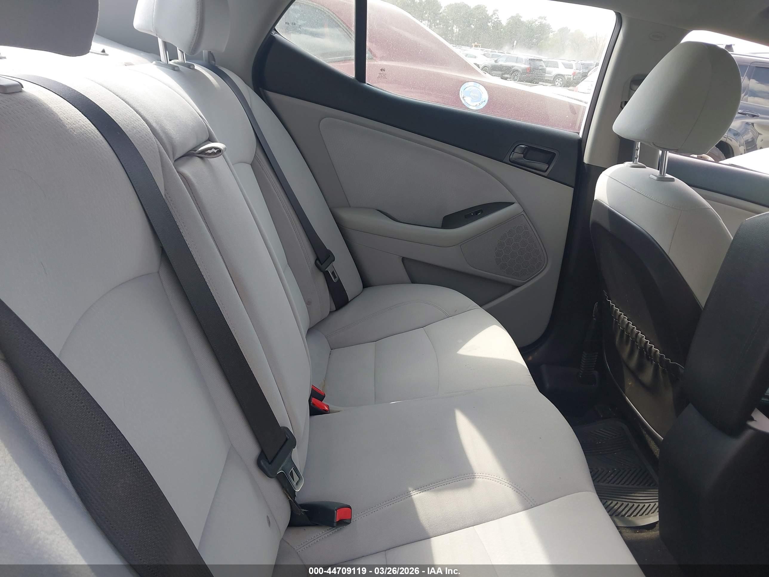 KIA OPTIMA image 8