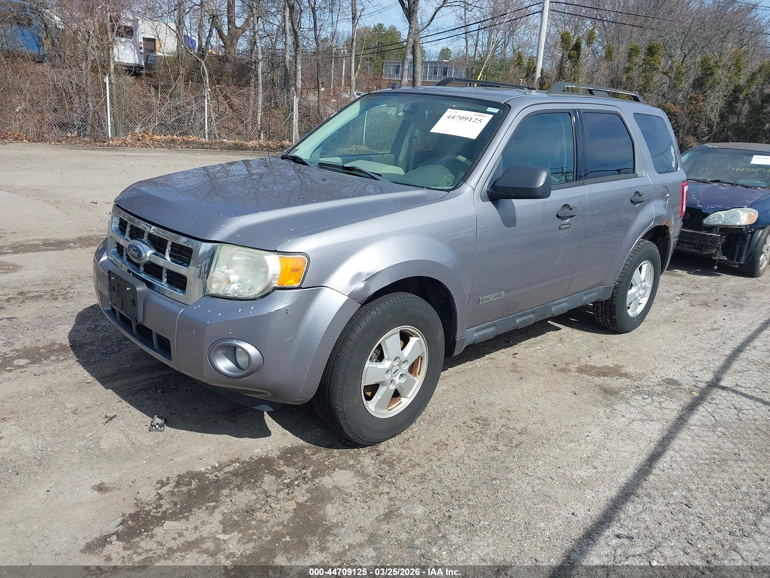 FORD ESCAPE image 2