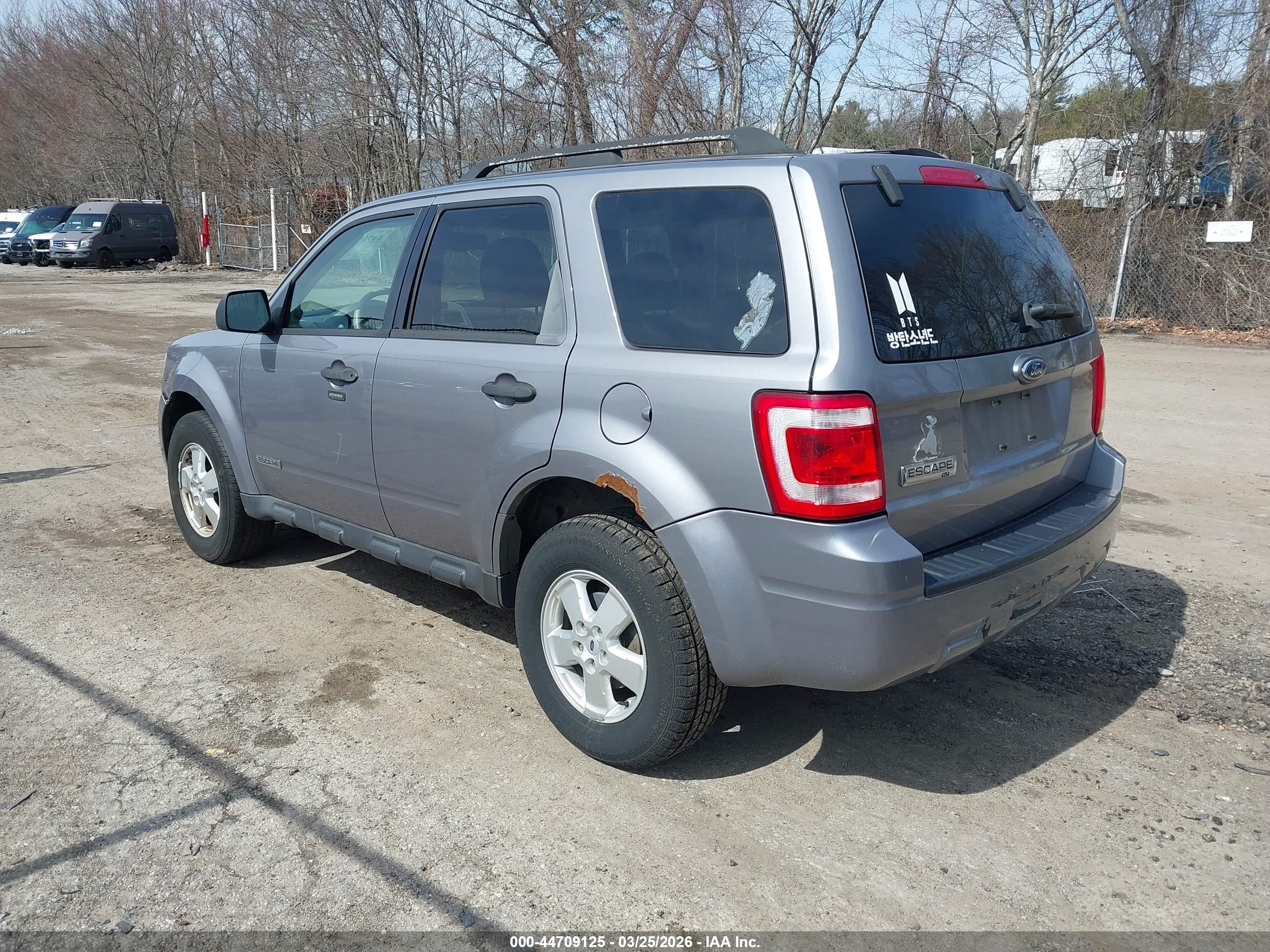 FORD ESCAPE image 3