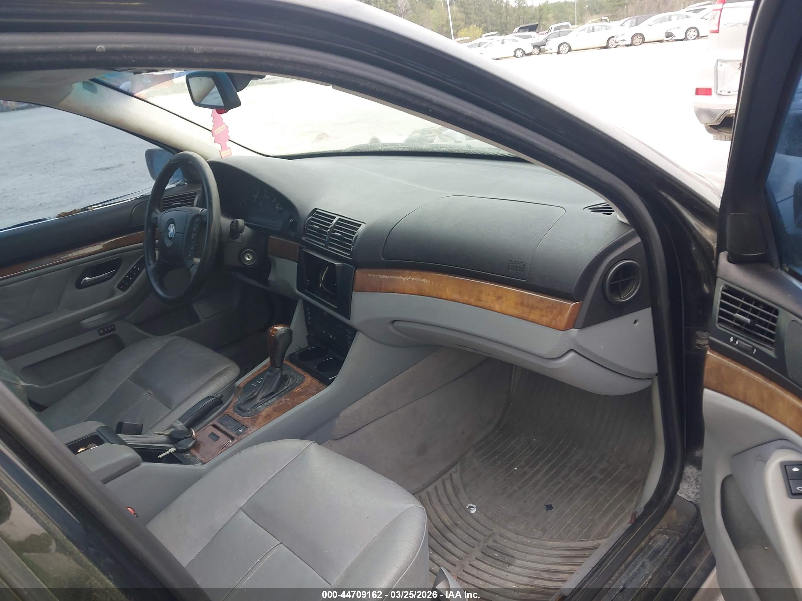 BMW 540IA image 5
