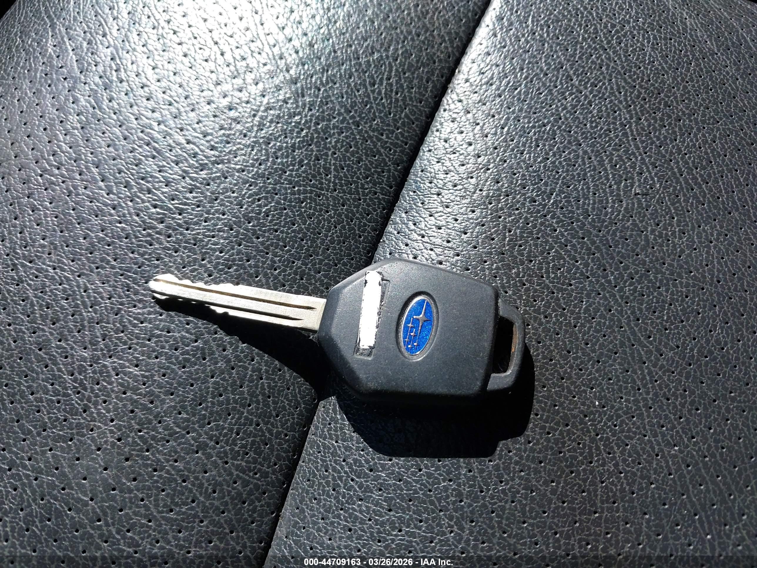 SUBARU OUTBACK image 11