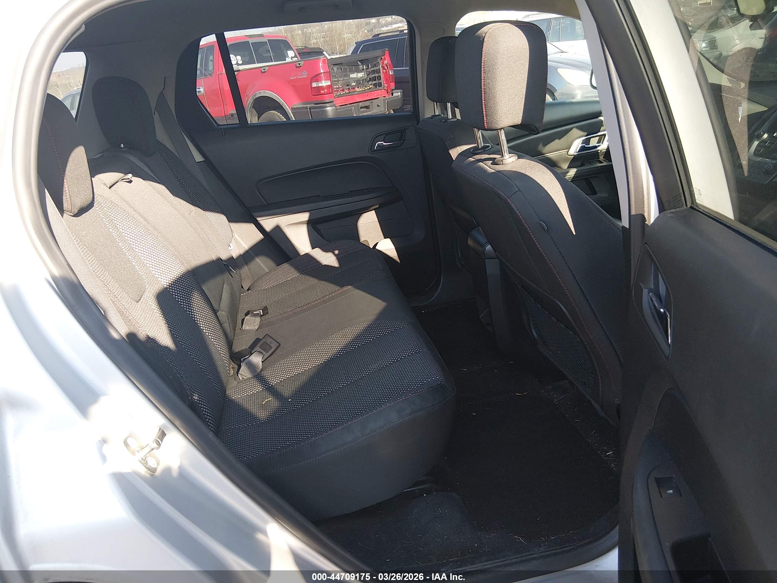 GMC TERRAIN image 8