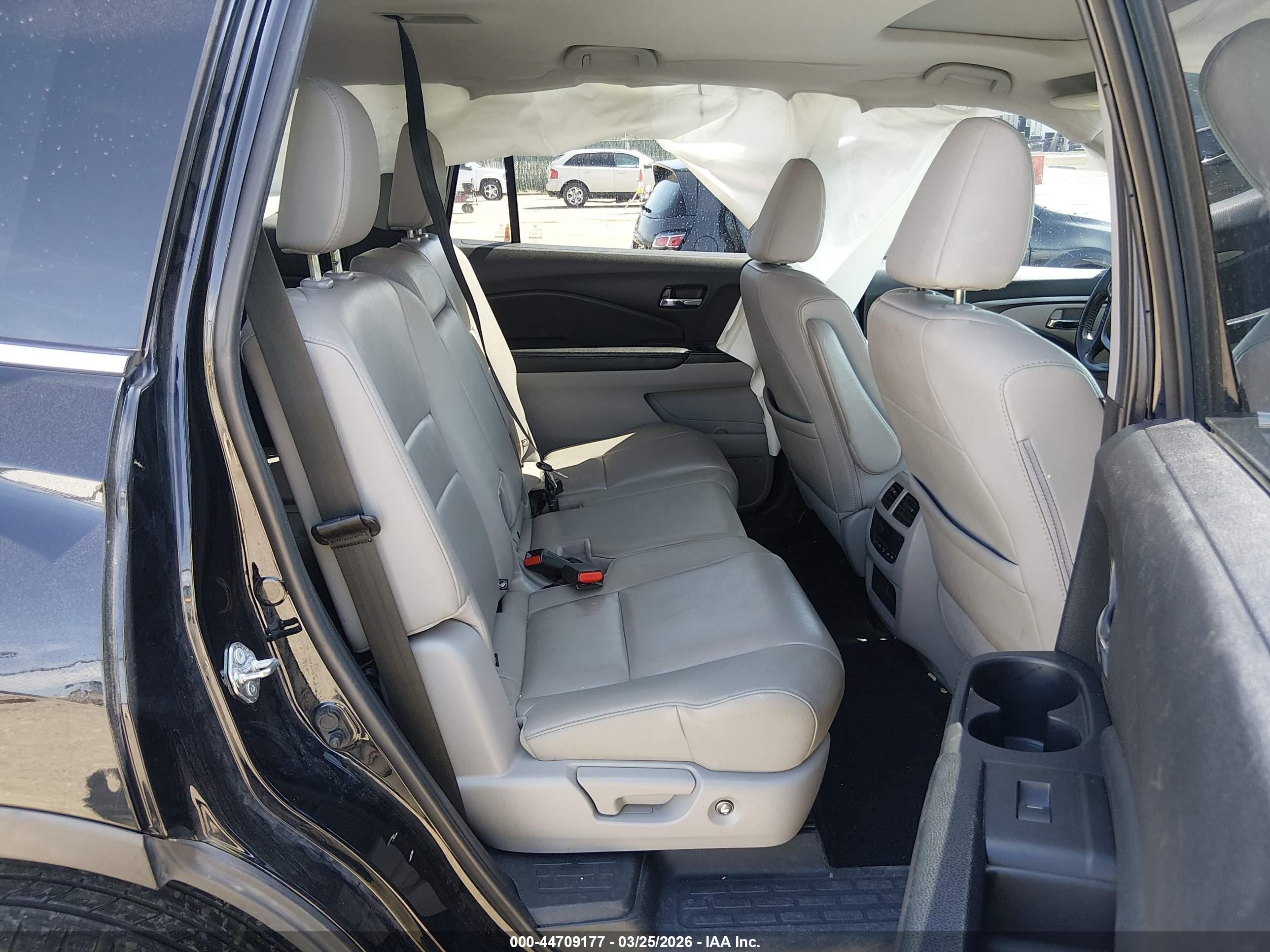 HONDA PILOT image 8