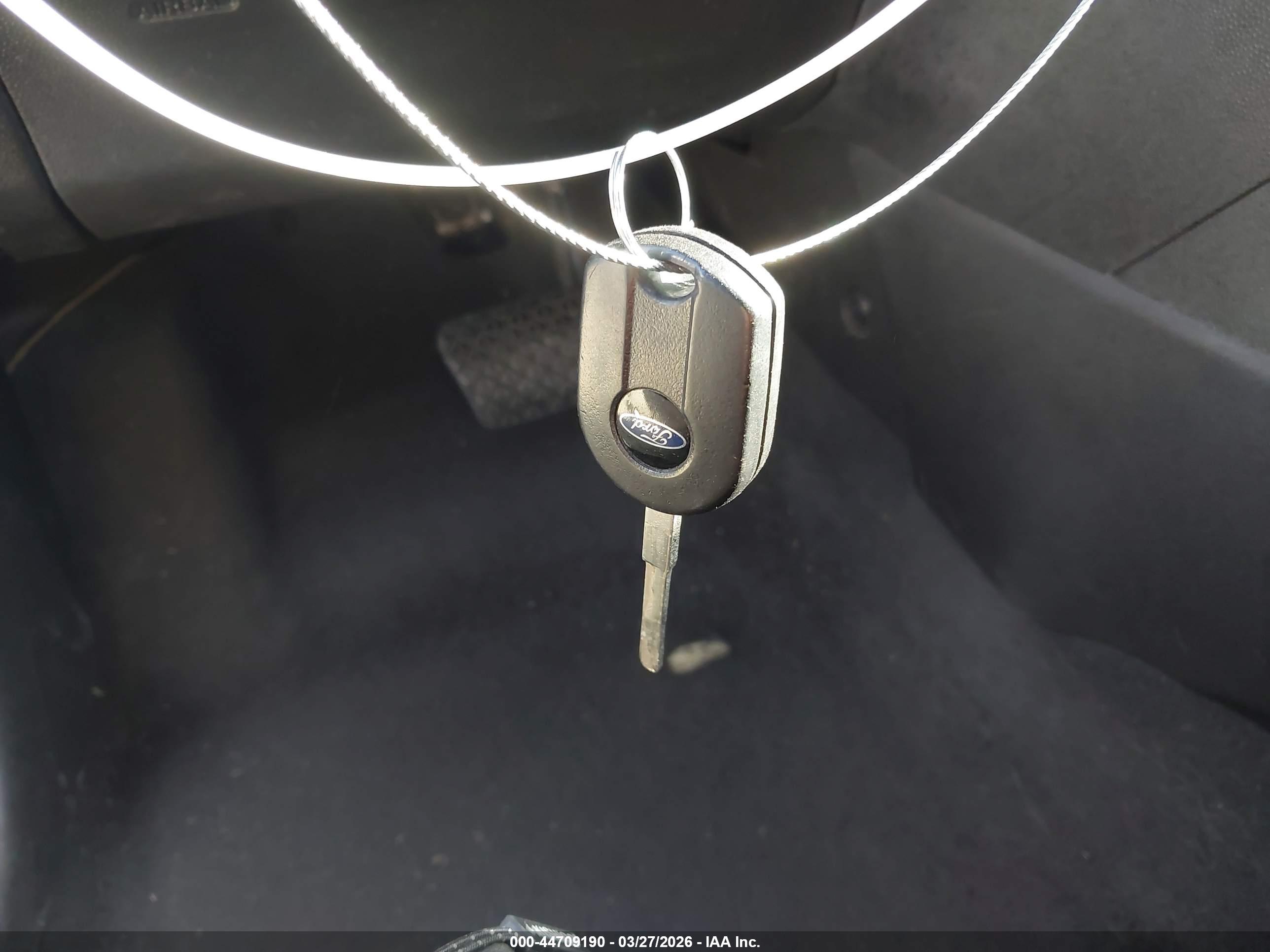 FORD FIESTA image 11