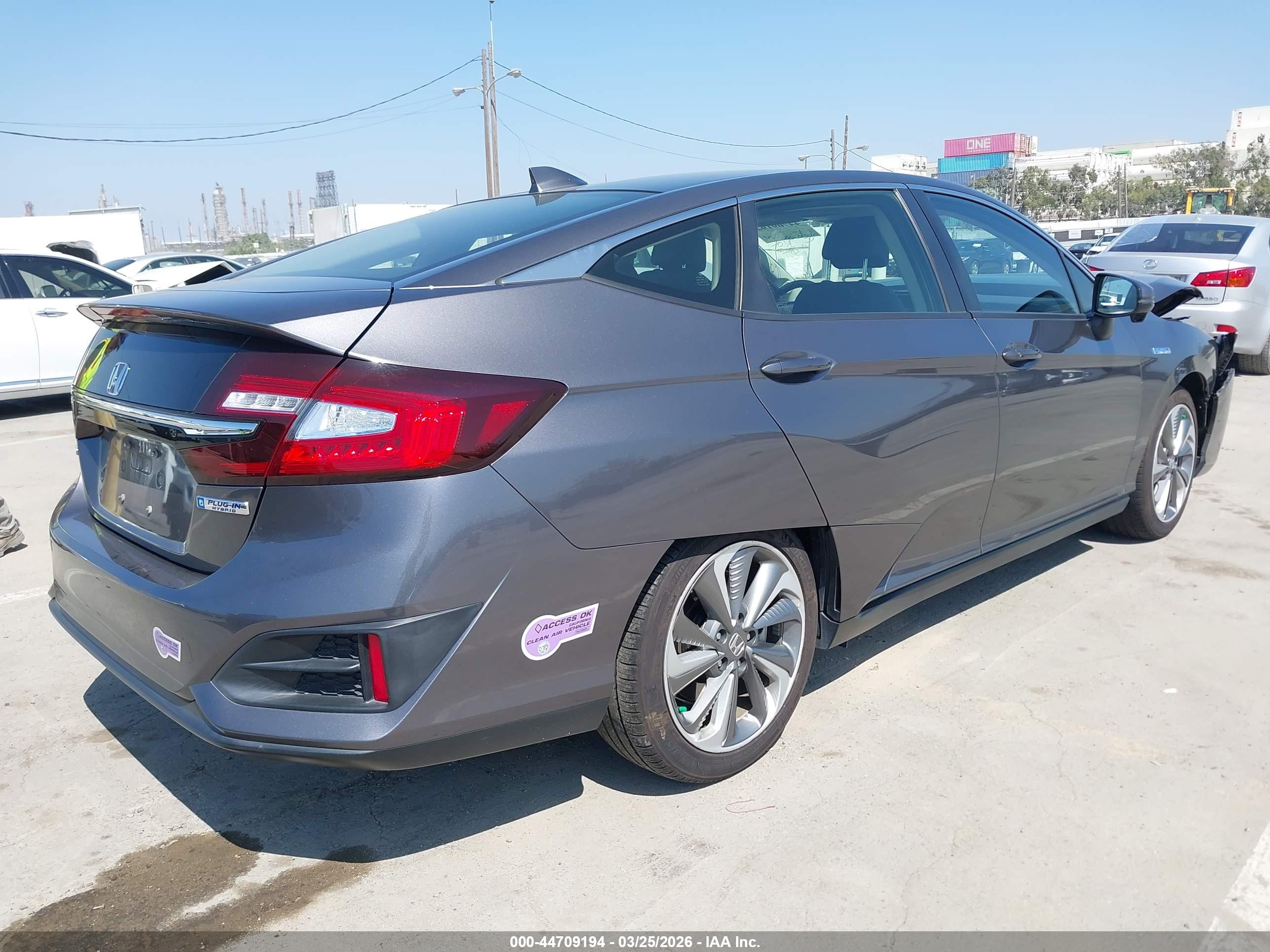 HONDA CLARITY image 4